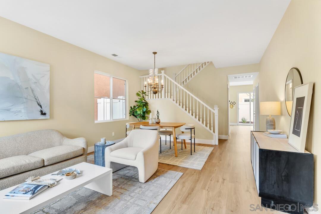 Detail Gallery Image 5 of 29 For 423  Cornwall Glen, Escondido,  CA 92027 - 4 Beds | 2/1 Baths