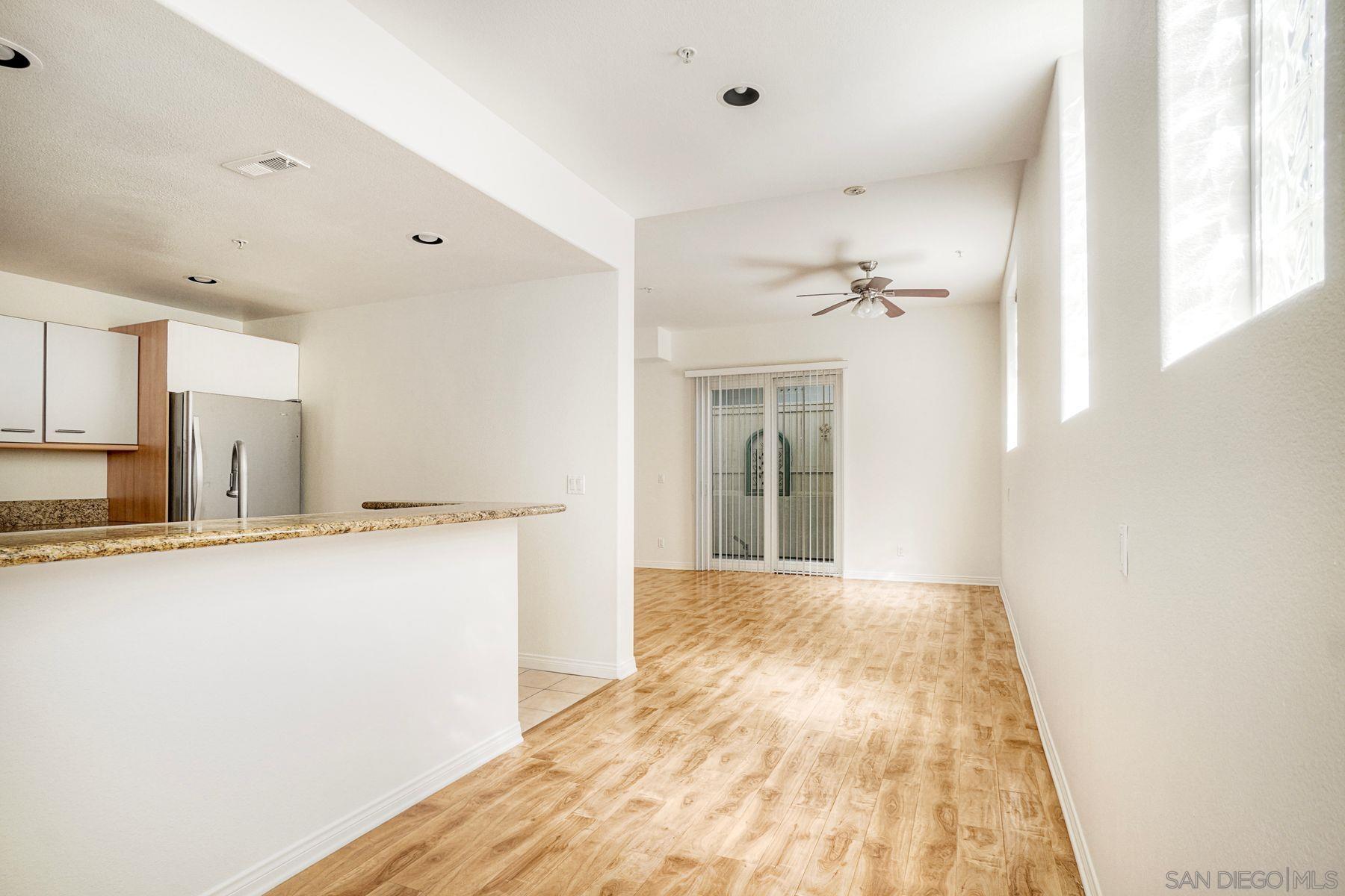 Detail Gallery Image 3 of 22 For 4057  1st Avenue  #109,  San Diego,  CA 92103 - 2 Beds | 2/1 Baths