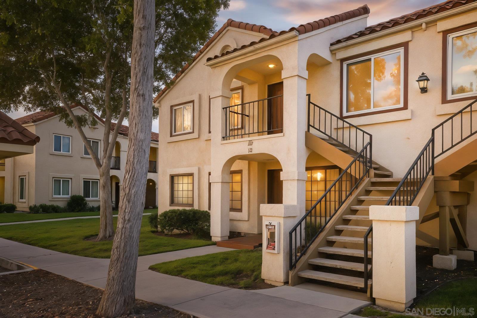 Front Image Thumbnail for SD260007655