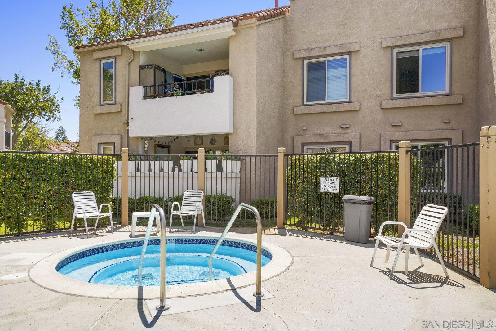 Detail Gallery Image 30 of 39 For 10668  Dabney Dr  #122,  San Diego,  CA 92126 - 1 Beds | 1 Baths