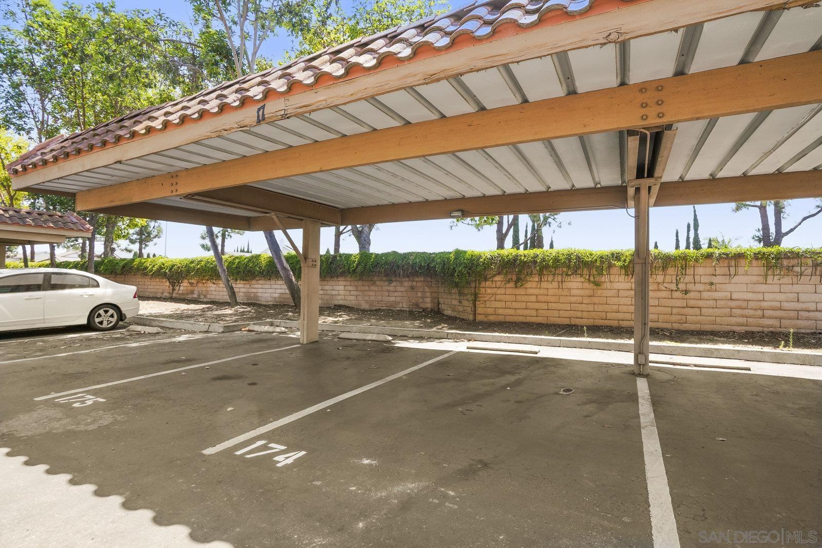 Detail Gallery Image 31 of 39 For 10668  Dabney Dr  #122,  San Diego,  CA 92126 - 1 Beds | 1 Baths