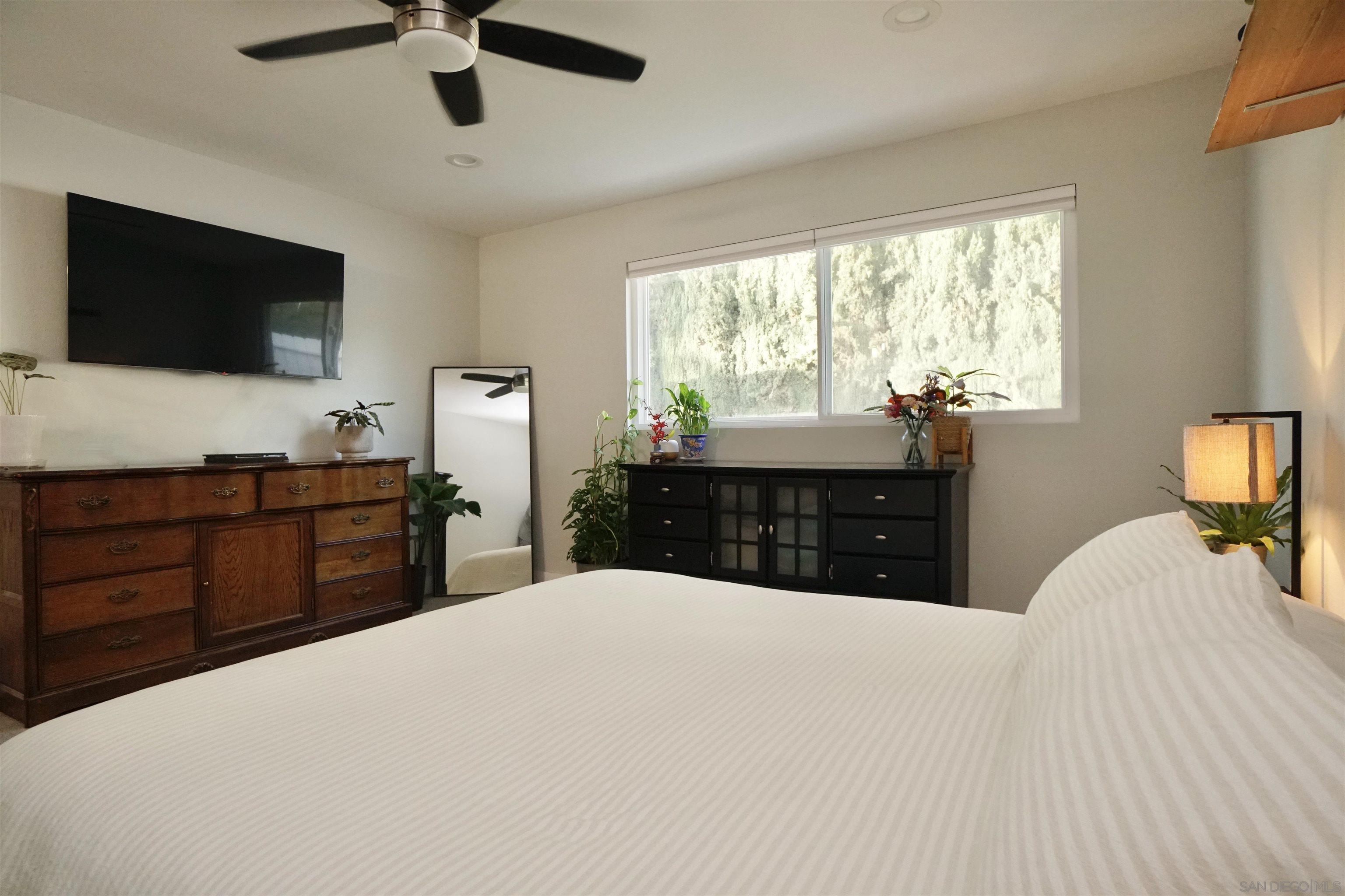 Detail Gallery Image 18 of 25 For 11202  Promesa Drive, San Diego,  CA 92124 - 4 Beds | 2 Baths