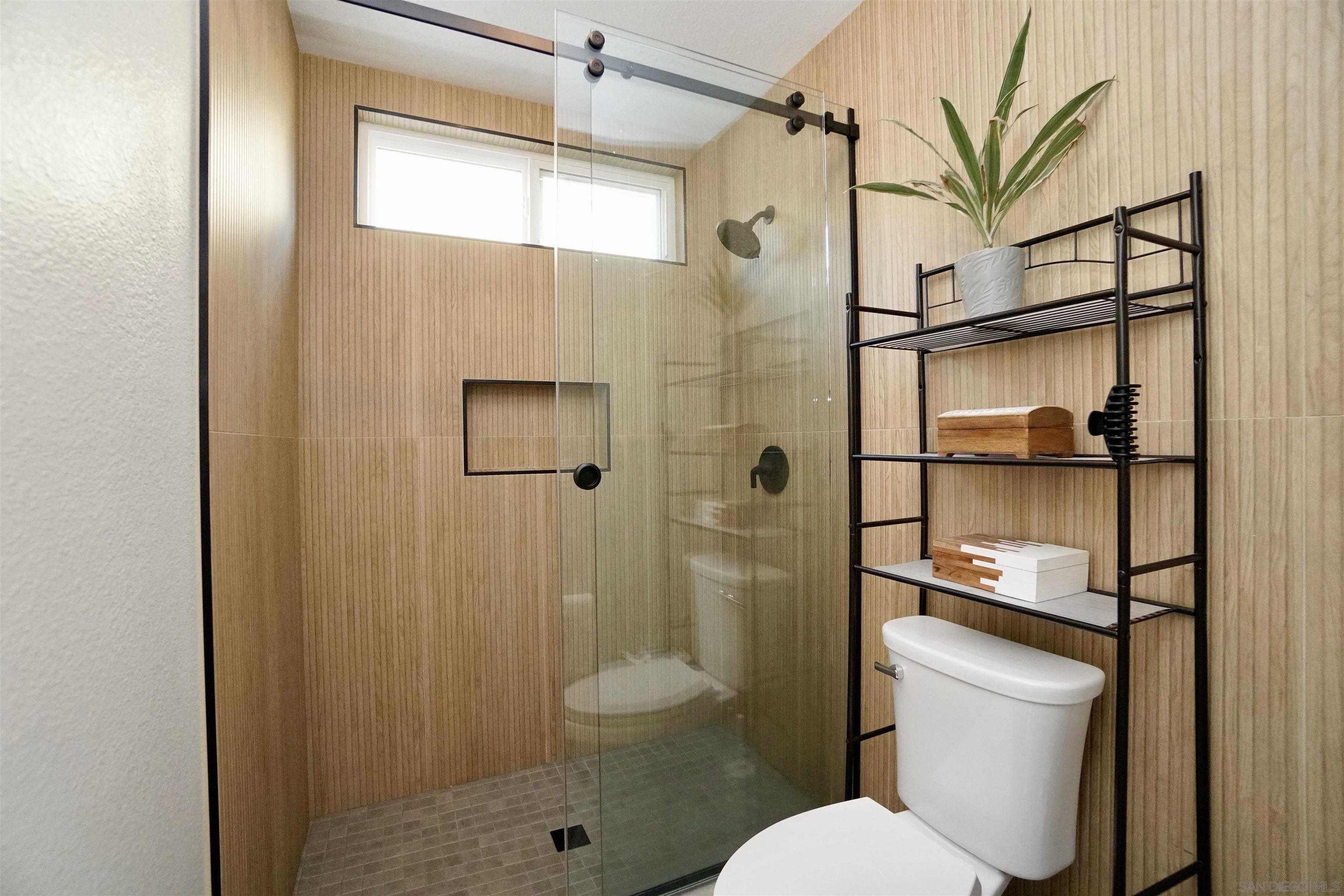 Detail Gallery Image 20 of 25 For 11202  Promesa Drive, San Diego,  CA 92124 - 4 Beds | 2 Baths