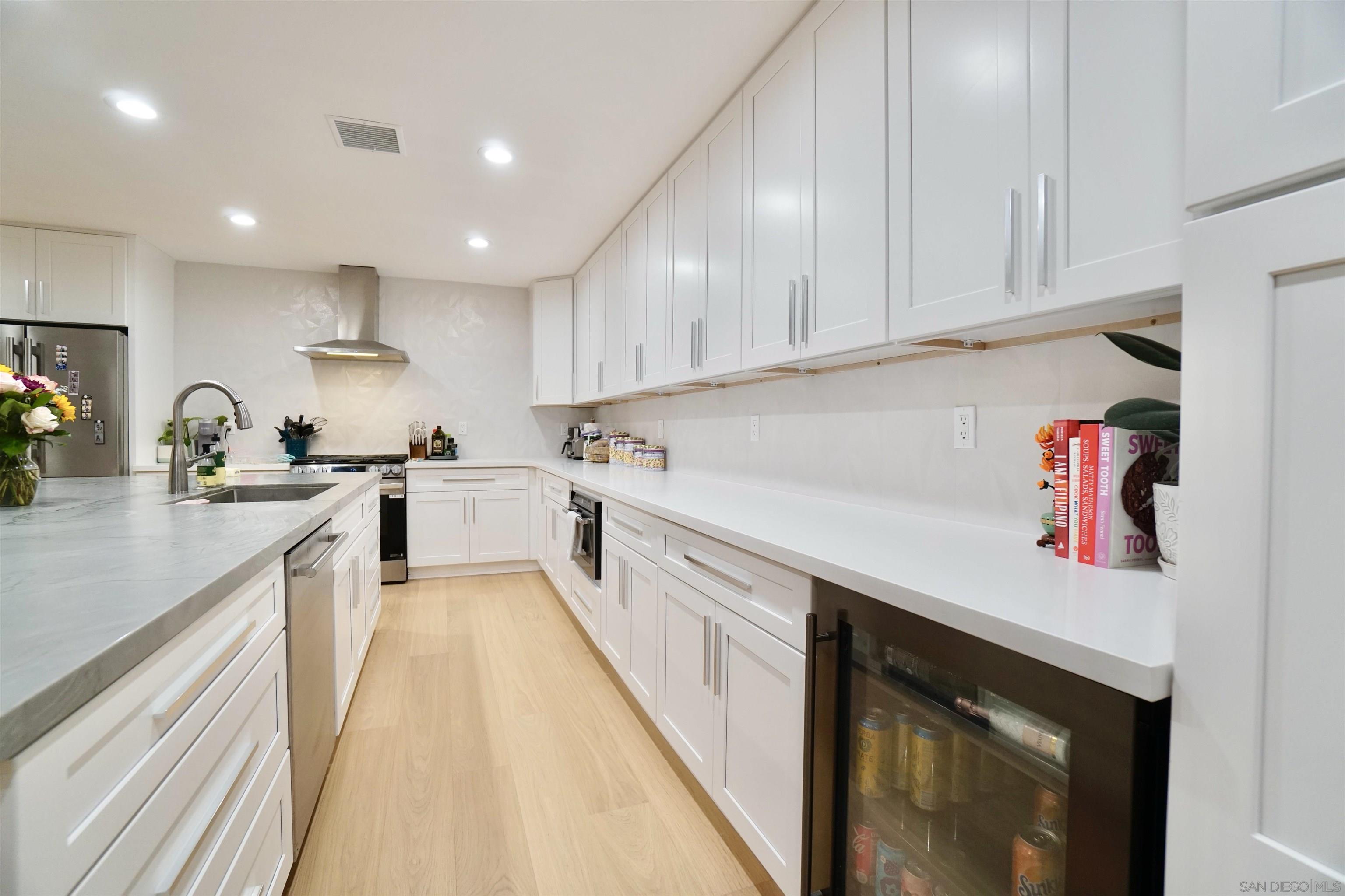 Detail Gallery Image 7 of 25 For 11202  Promesa Drive, San Diego,  CA 92124 - 4 Beds | 2 Baths