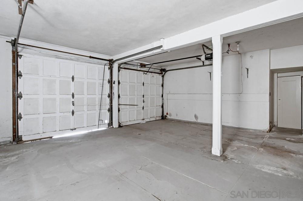 Detail Gallery Image 25 of 41 For 2421  Brant Street, San Diego,  CA 92101 - 3 Beds | 3/1 Baths