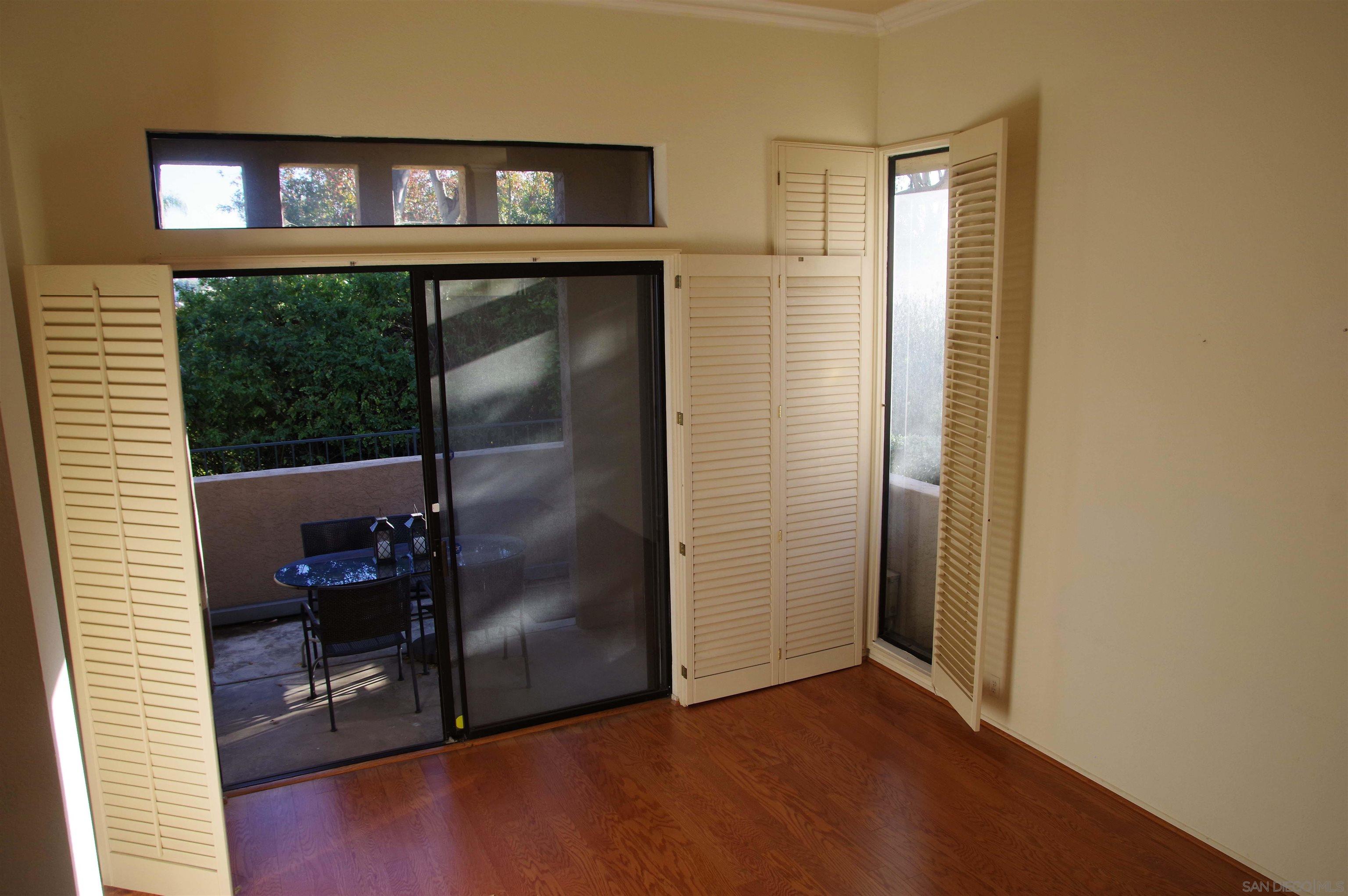 Detail Gallery Image 12 of 56 For 4385  Nobel Dr  90, San Diego,  CA 92122 - 3 Beds | 2/1 Baths