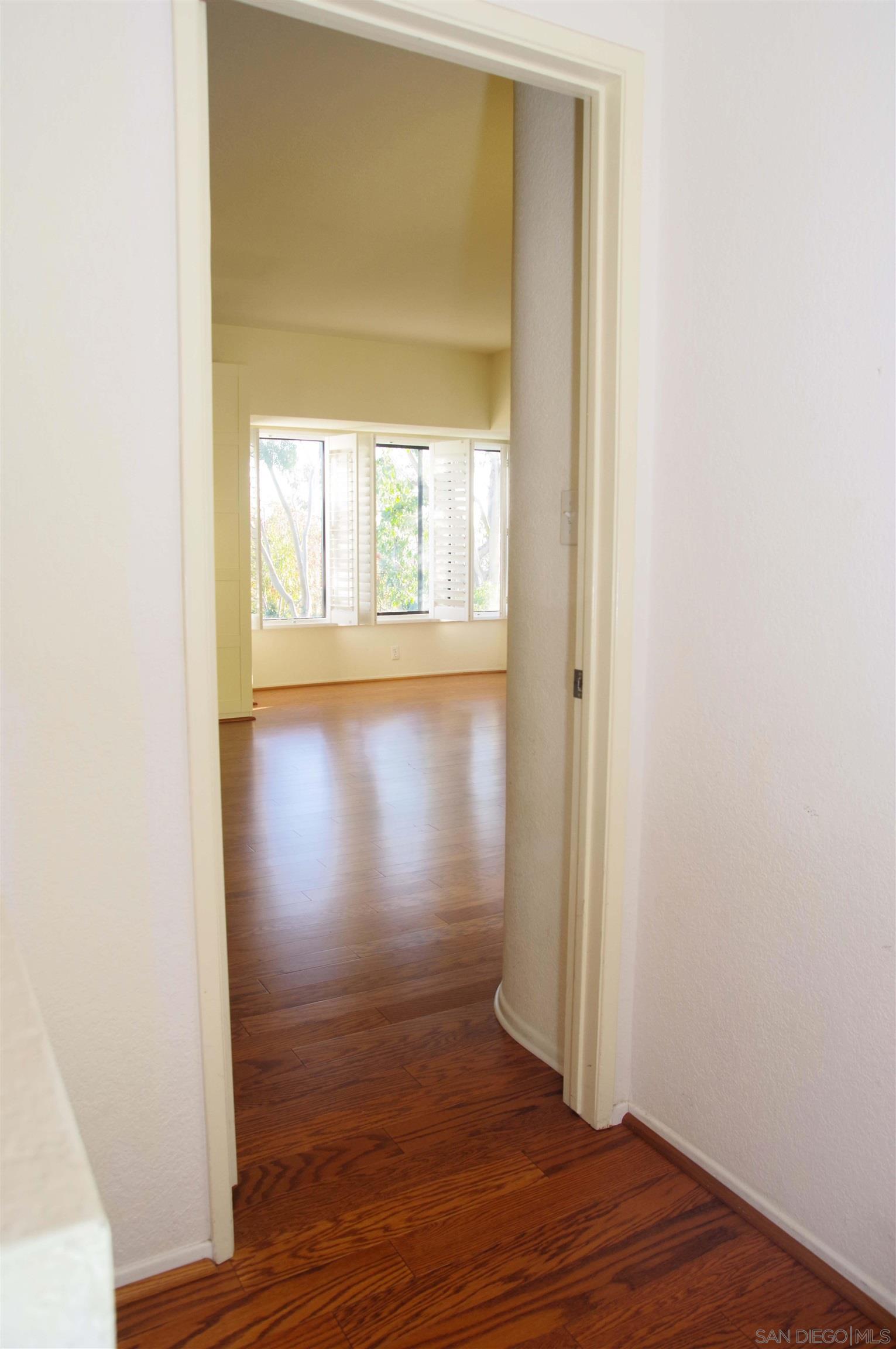 Detail Gallery Image 36 of 56 For 4385  Nobel Dr  90, San Diego,  CA 92122 - 3 Beds | 2/1 Baths