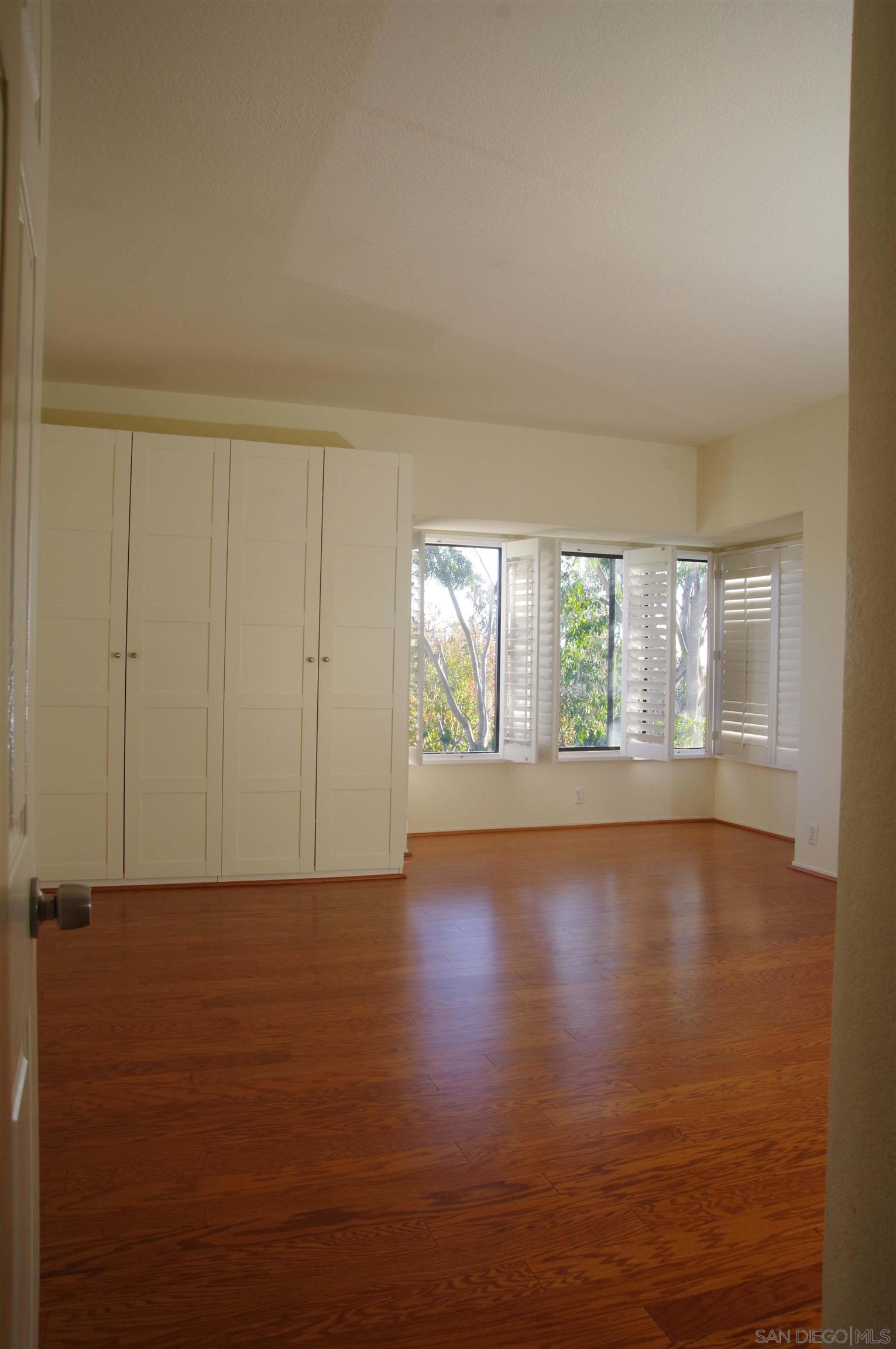 Detail Gallery Image 37 of 56 For 4385  Nobel Dr  90, San Diego,  CA 92122 - 3 Beds | 2/1 Baths