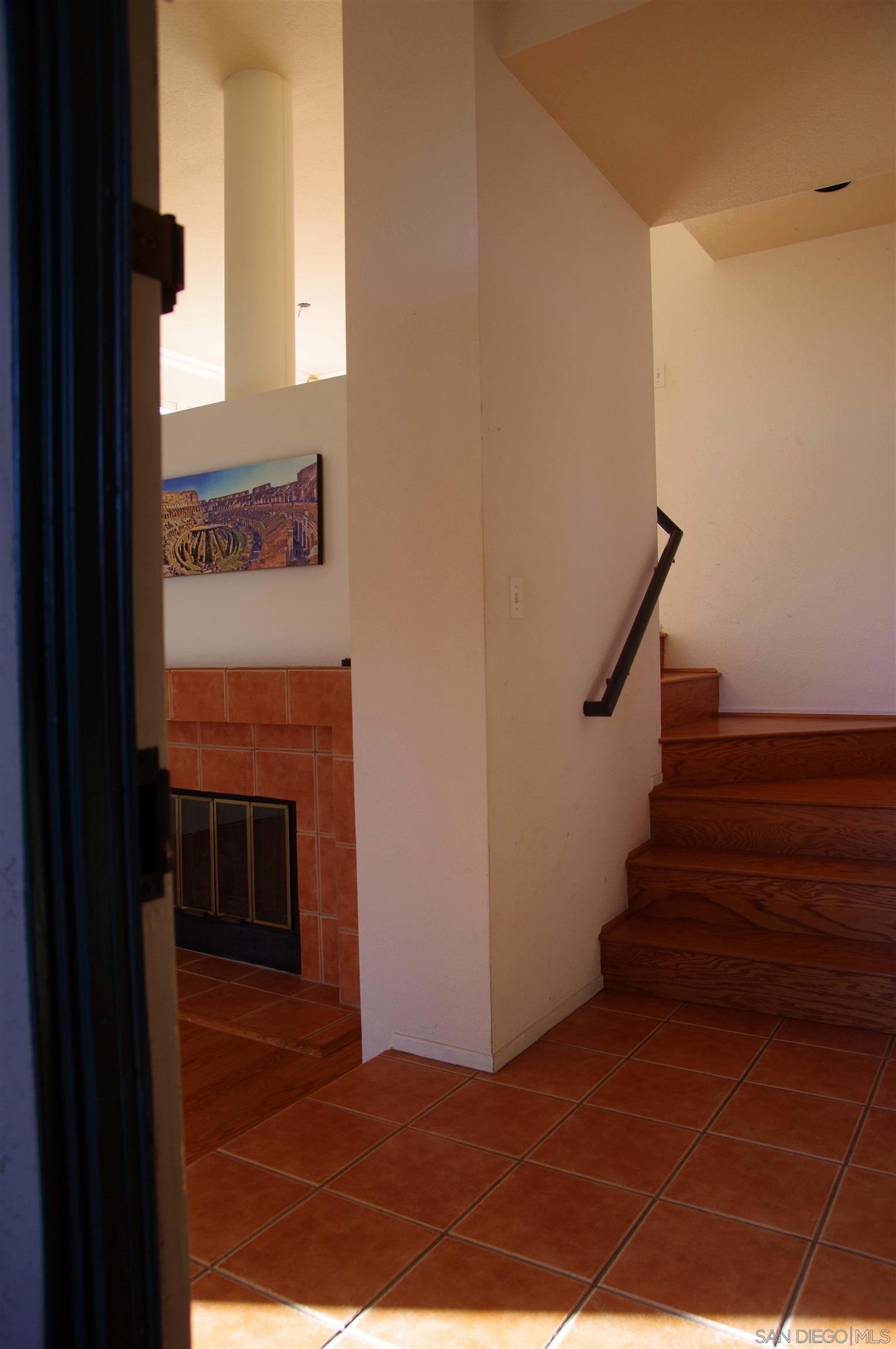 Detail Gallery Image 8 of 56 For 4385  Nobel Dr  90, San Diego,  CA 92122 - 3 Beds | 2/1 Baths