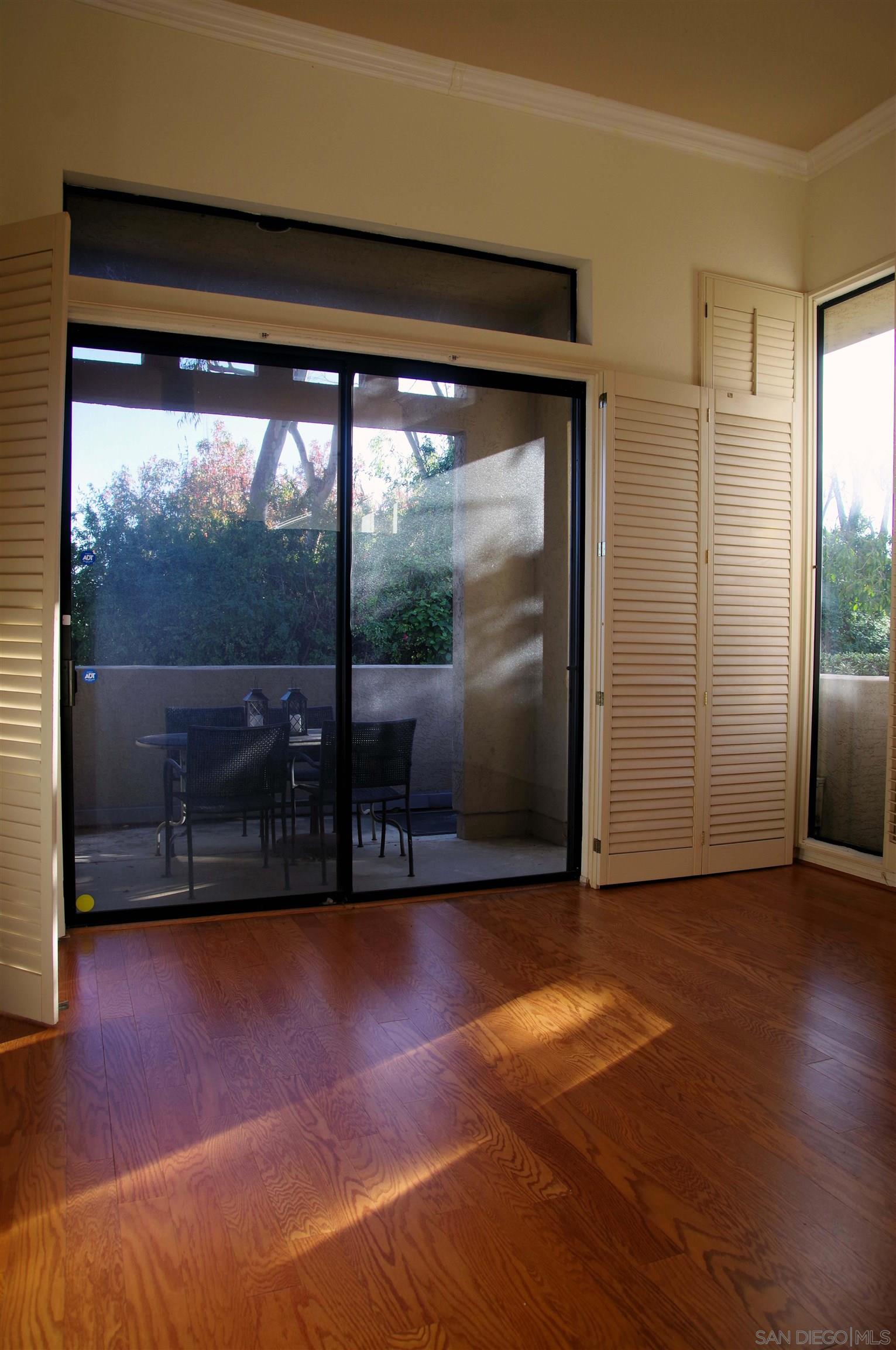 Detail Gallery Image 9 of 56 For 4385  Nobel Dr  90, San Diego,  CA 92122 - 3 Beds | 2/1 Baths