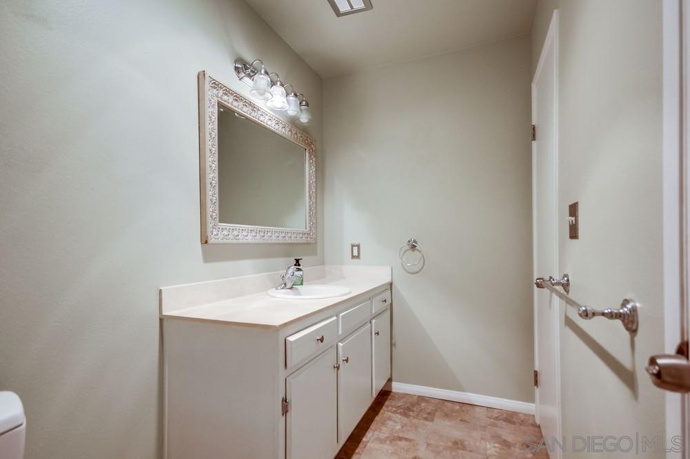 Detail Gallery Image 9 of 32 For 7838  Cowles Mountain Ct  #C32,  San Diego,  CA 92119 - 1 Beds | 1 Baths