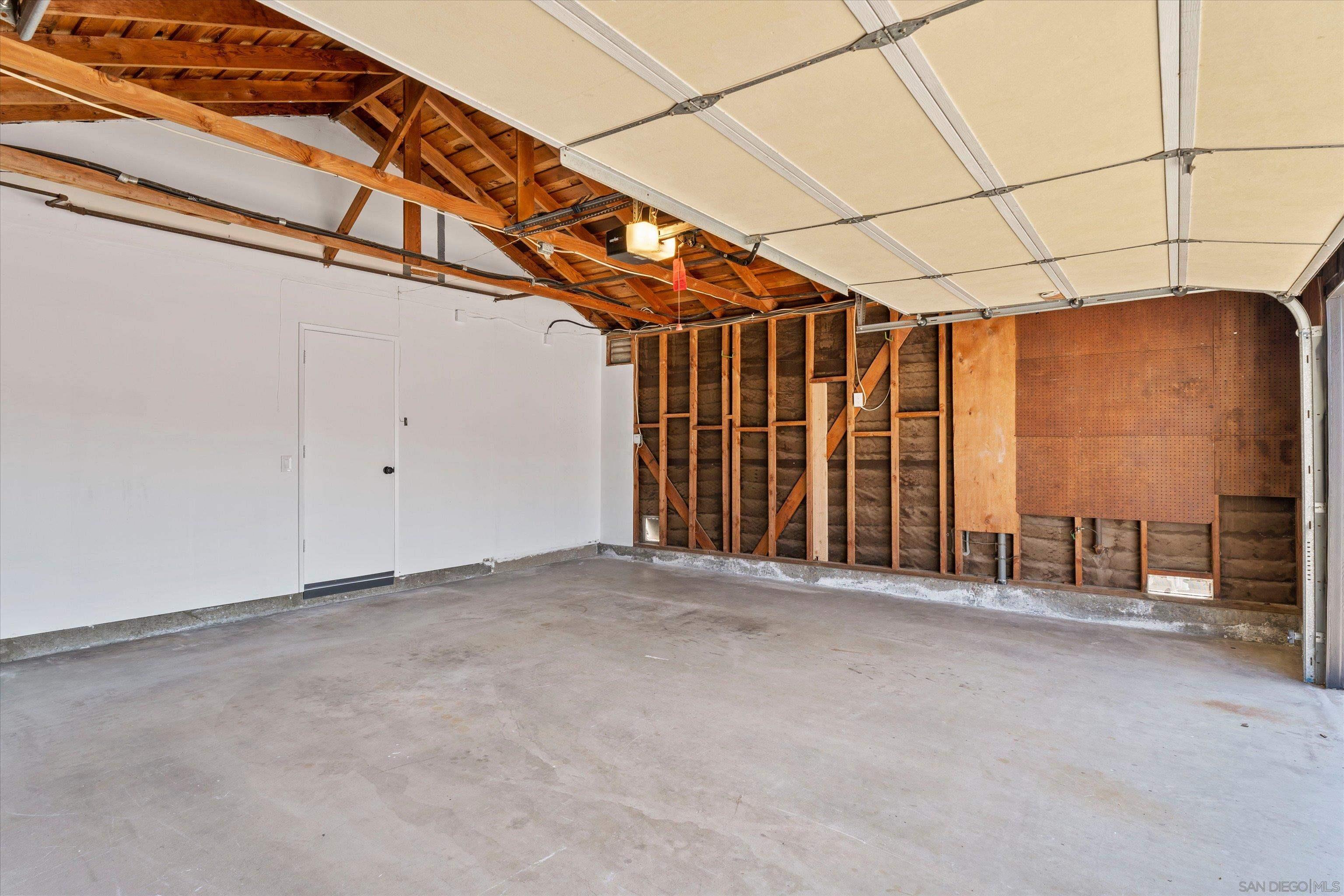 Detail Gallery Image 21 of 26 For 13111  Tobiasson Rd, Poway,  CA 92064 - 3 Beds | 2 Baths