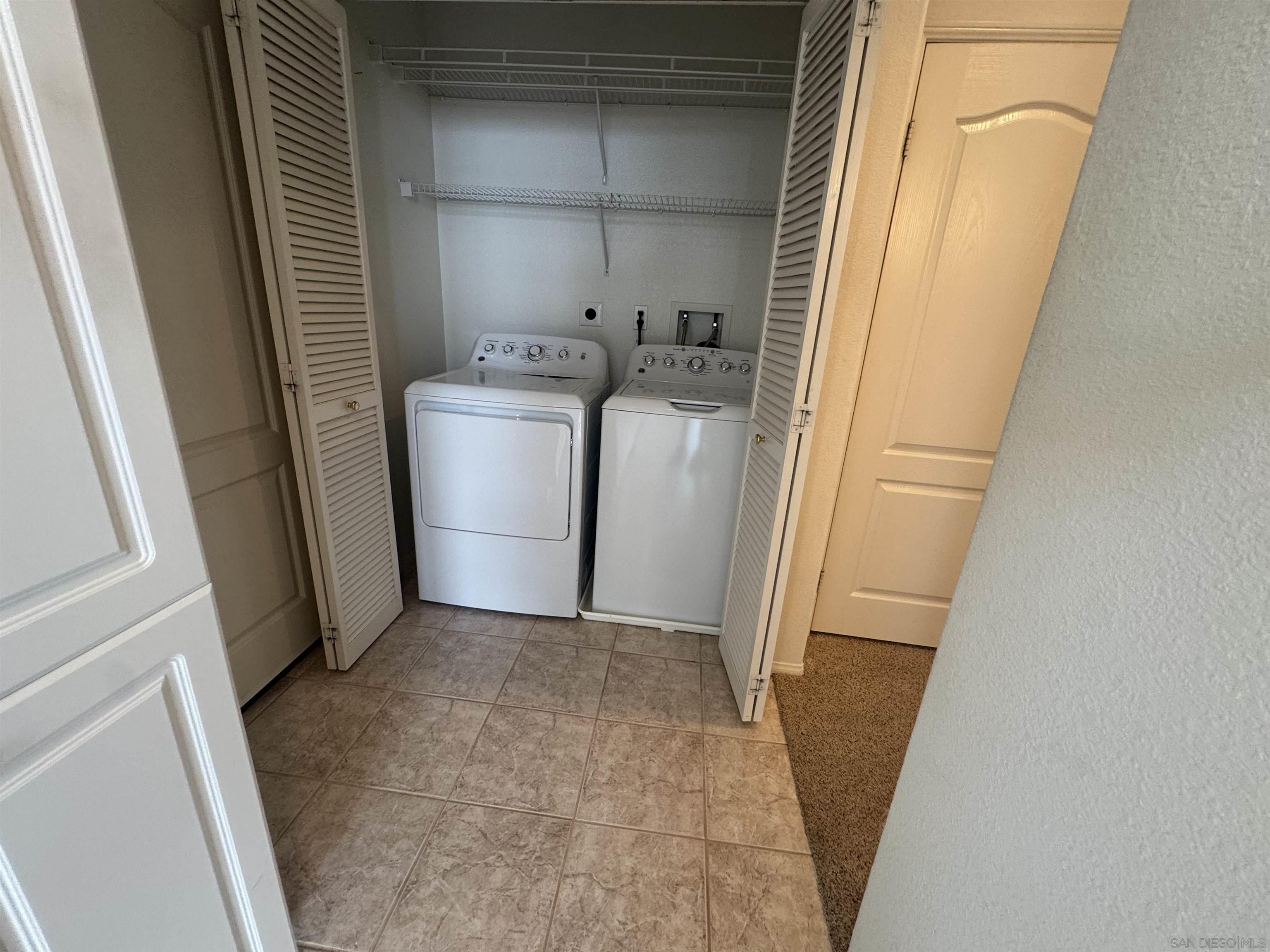 Detail Gallery Image 14 of 19 For 5514  Caminito Exquisito, San Diego,  CA 92130 - 4 Beds | 3 Baths