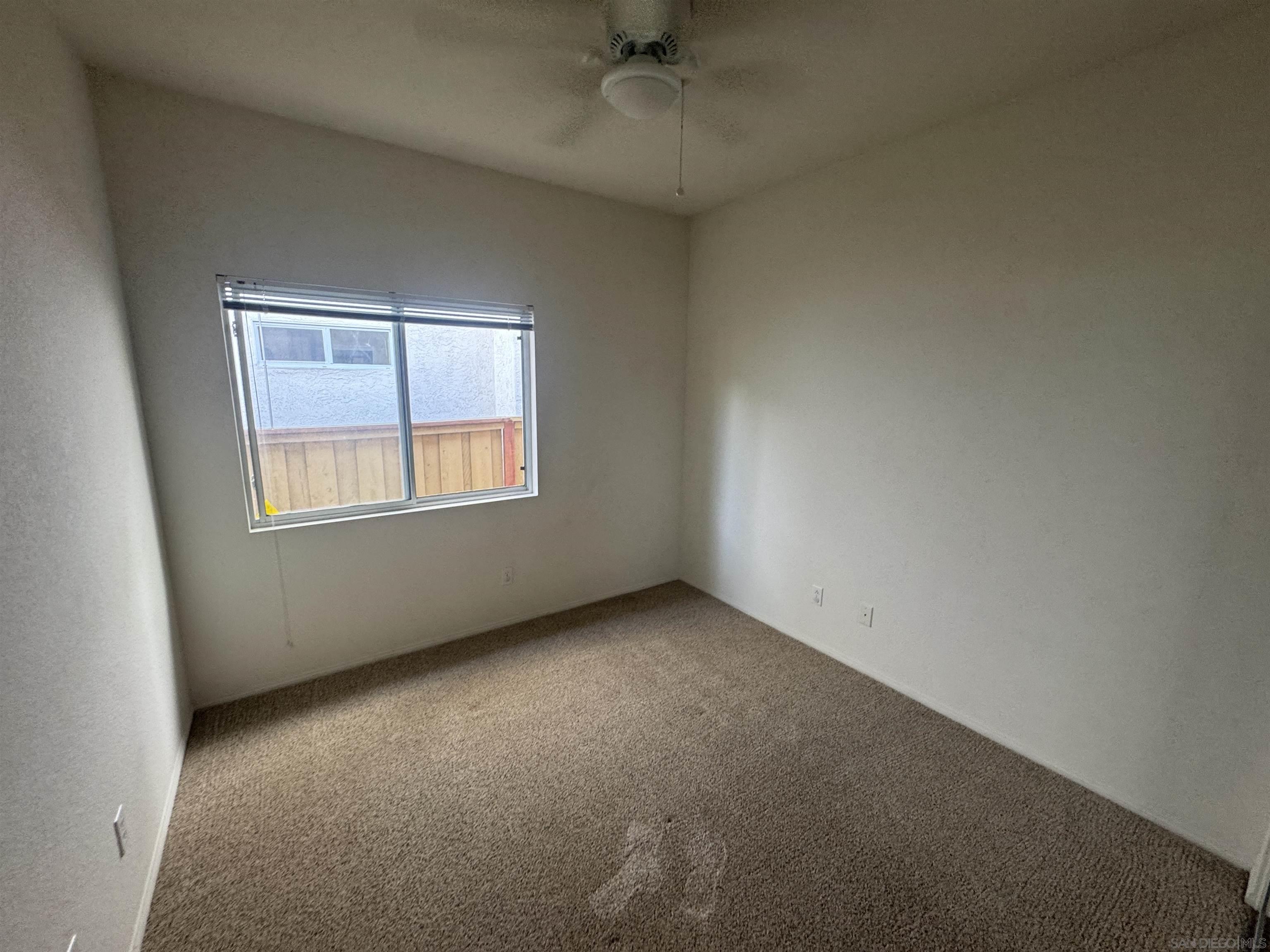 Detail Gallery Image 9 of 19 For 5514  Caminito Exquisito, San Diego,  CA 92130 - 4 Beds | 3 Baths