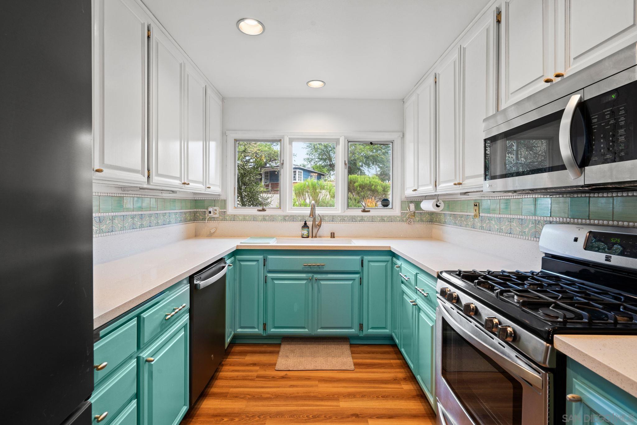 Detail Gallery Image 20 of 59 For 4413  Upland St, La Mesa,  CA 91941 - 4 Beds | 2/1 Baths