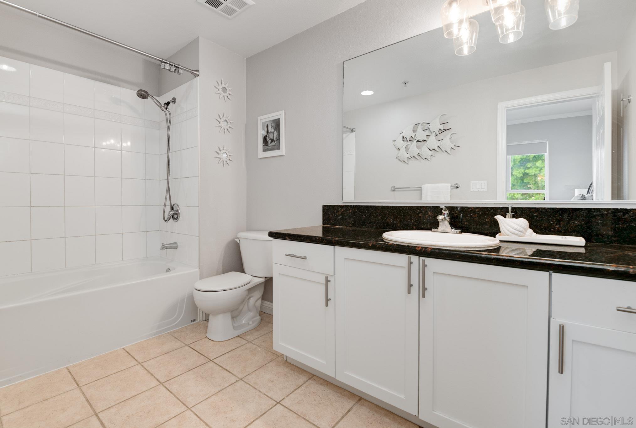 Detail Gallery Image 16 of 40 For 1277  Kettner Blvd  #102,  San Diego,  CA 92101 - 2 Beds | 2/1 Baths