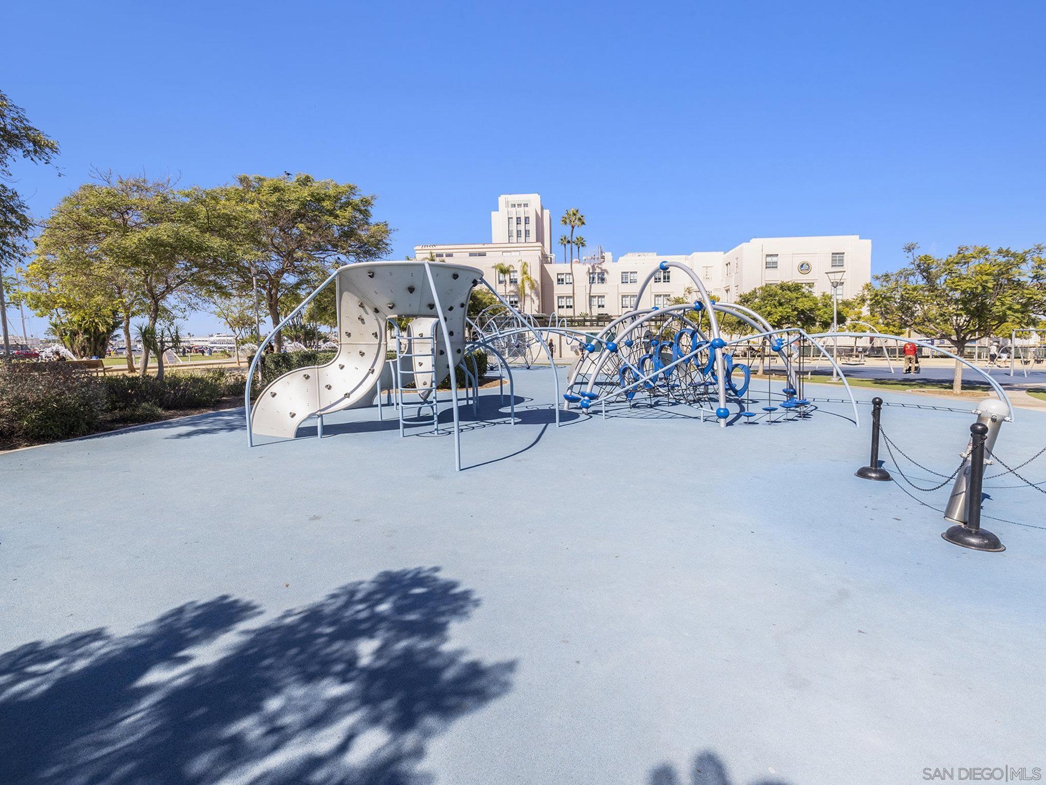 Detail Gallery Image 39 of 40 For 1277  Kettner Blvd  #102,  San Diego,  CA 92101 - 2 Beds | 2/1 Baths