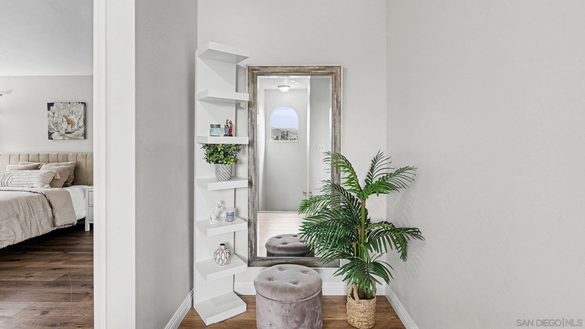 Detail Gallery Image 27 of 47 For 2042  Cherokee Lane, Escondido,  CA 92026 - 5 Beds | 2/1 Baths