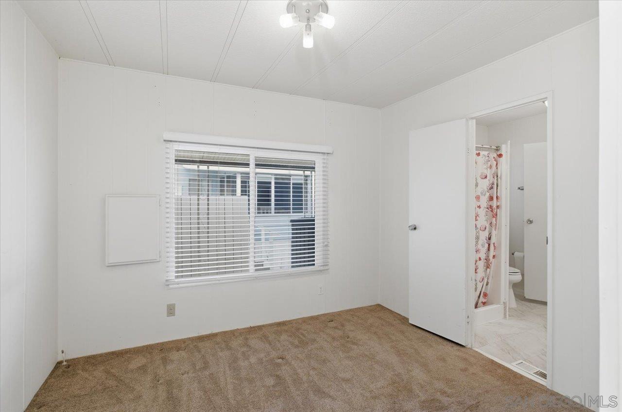 Detail Gallery Image 14 of 44 For 7026  San Bartolo Street  #18,  Carlsbad,  CA 92011 - 2 Beds | 2 Baths