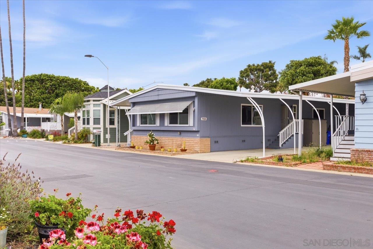 Detail Gallery Image 22 of 44 For 7026  San Bartolo Street  #18,  Carlsbad,  CA 92011 - 2 Beds | 2 Baths