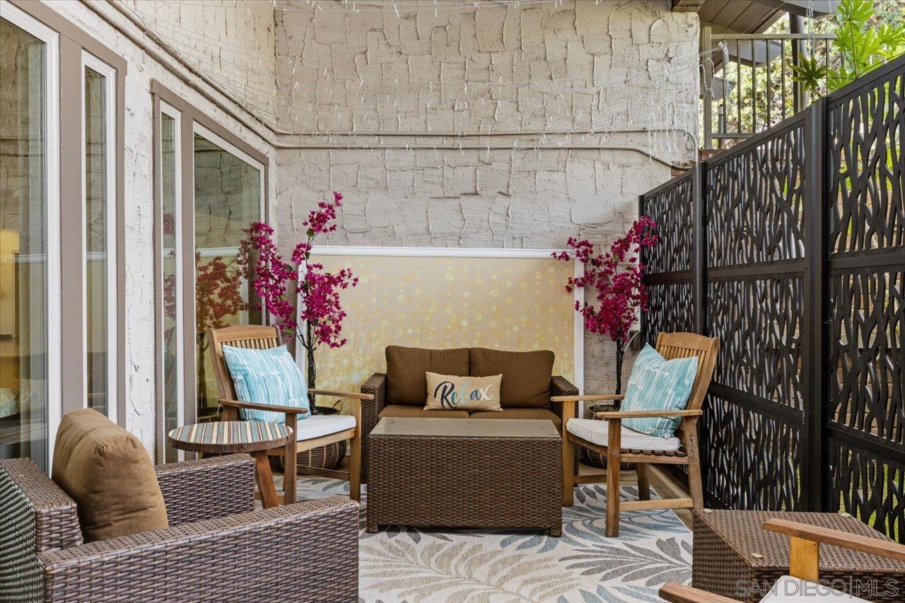 Detail Gallery Image 38 of 44 For 7026  San Bartolo Street  #18,  Carlsbad,  CA 92011 - 2 Beds | 2 Baths