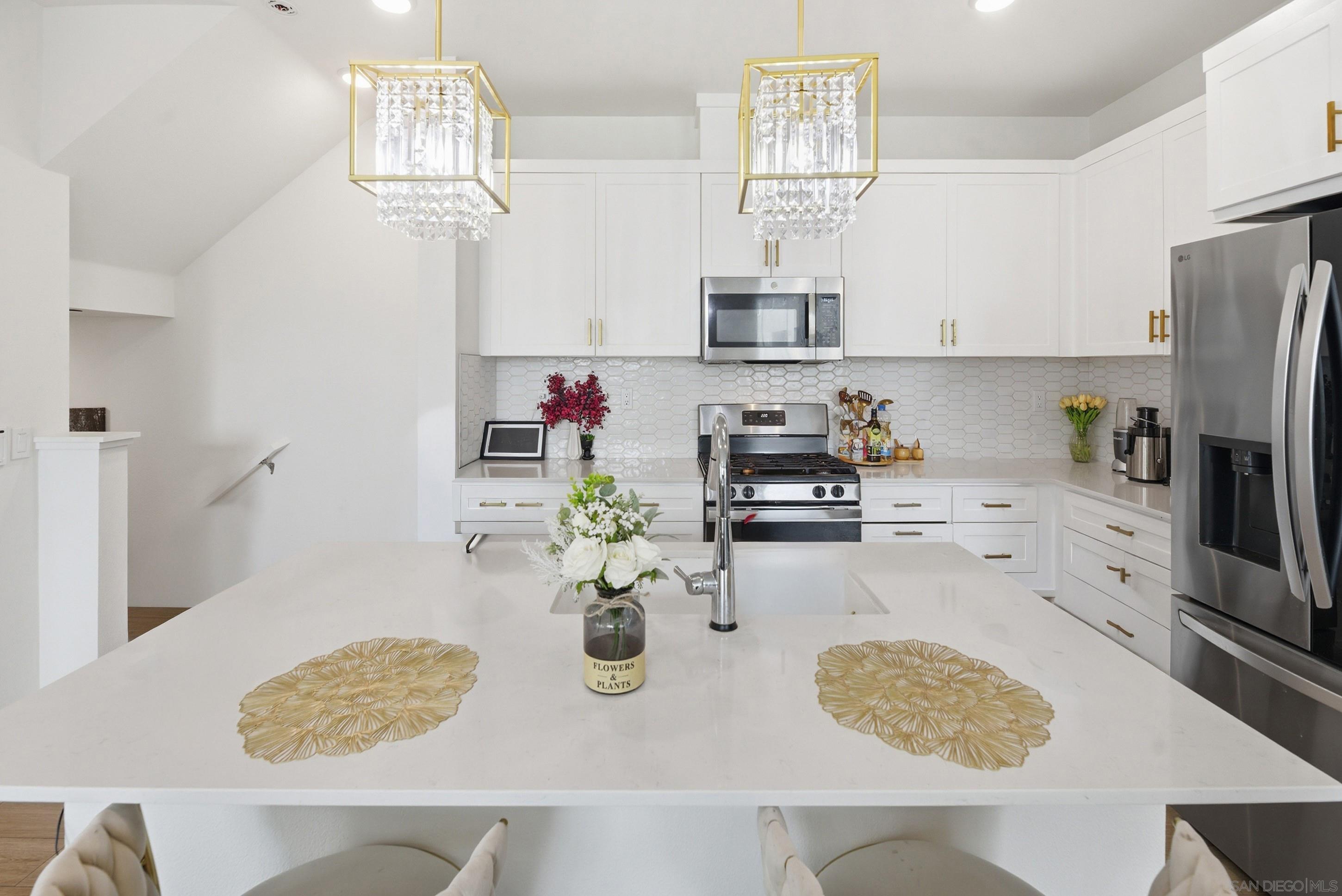 Detail Gallery Image 14 of 43 For 5212  Sunset Wave Dr.  #74,  San Diego,  CA 92154 - 2 Beds | 2/1 Baths