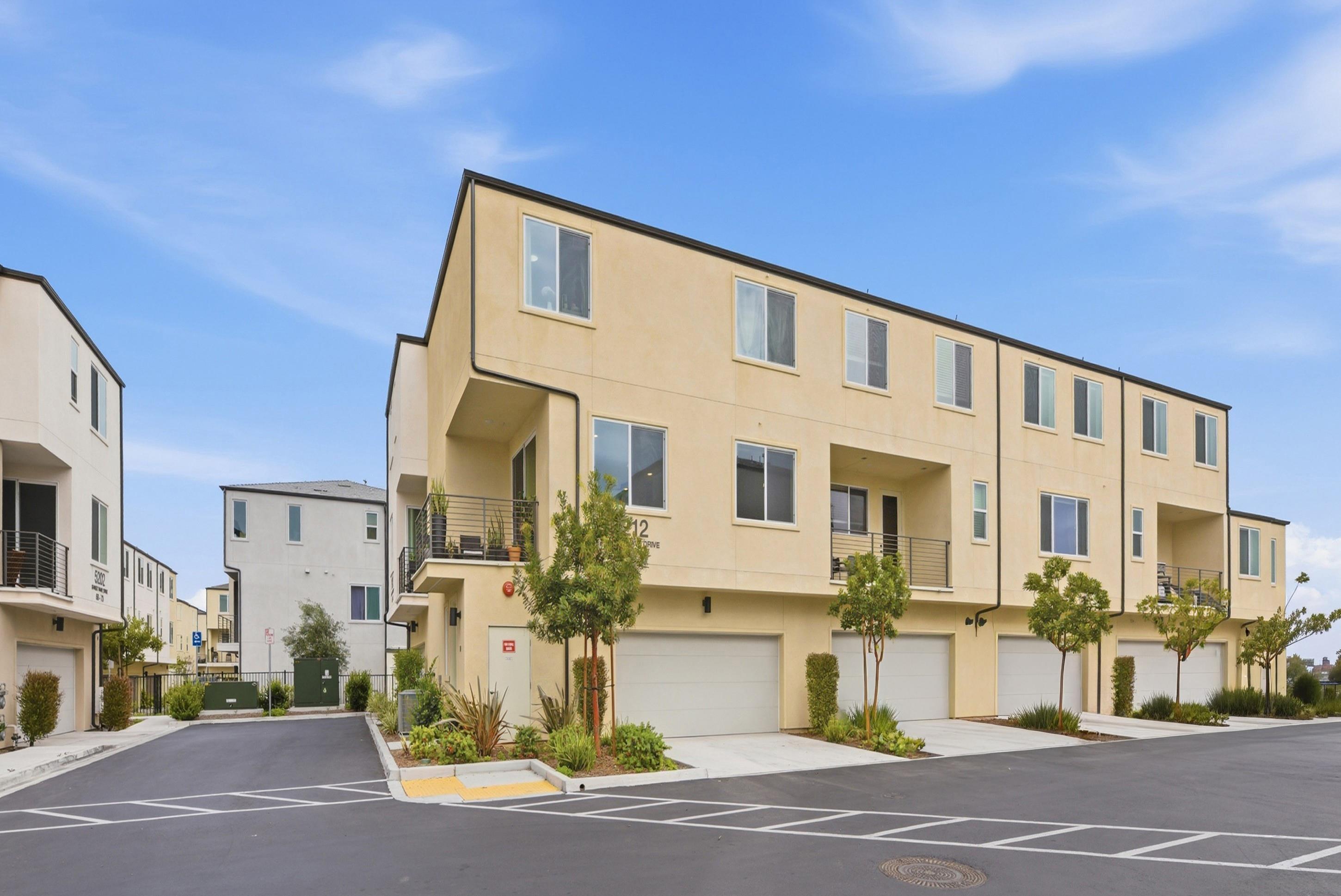 Detail Gallery Image 32 of 43 For 5212  Sunset Wave Dr.  #74,  San Diego,  CA 92154 - 2 Beds | 2/1 Baths