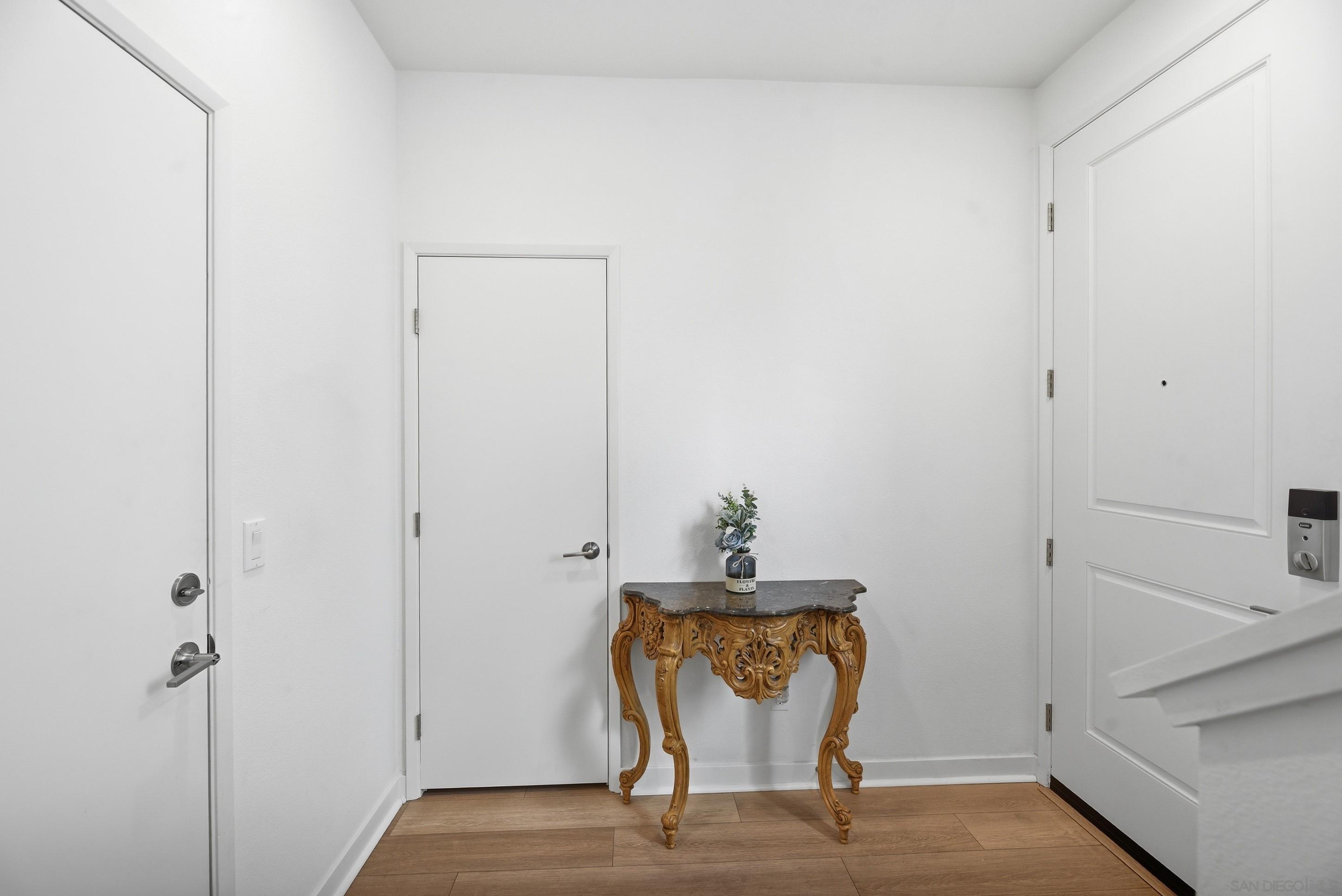 Detail Gallery Image 5 of 43 For 5212  Sunset Wave Dr.  #74,  San Diego,  CA 92154 - 2 Beds | 2/1 Baths