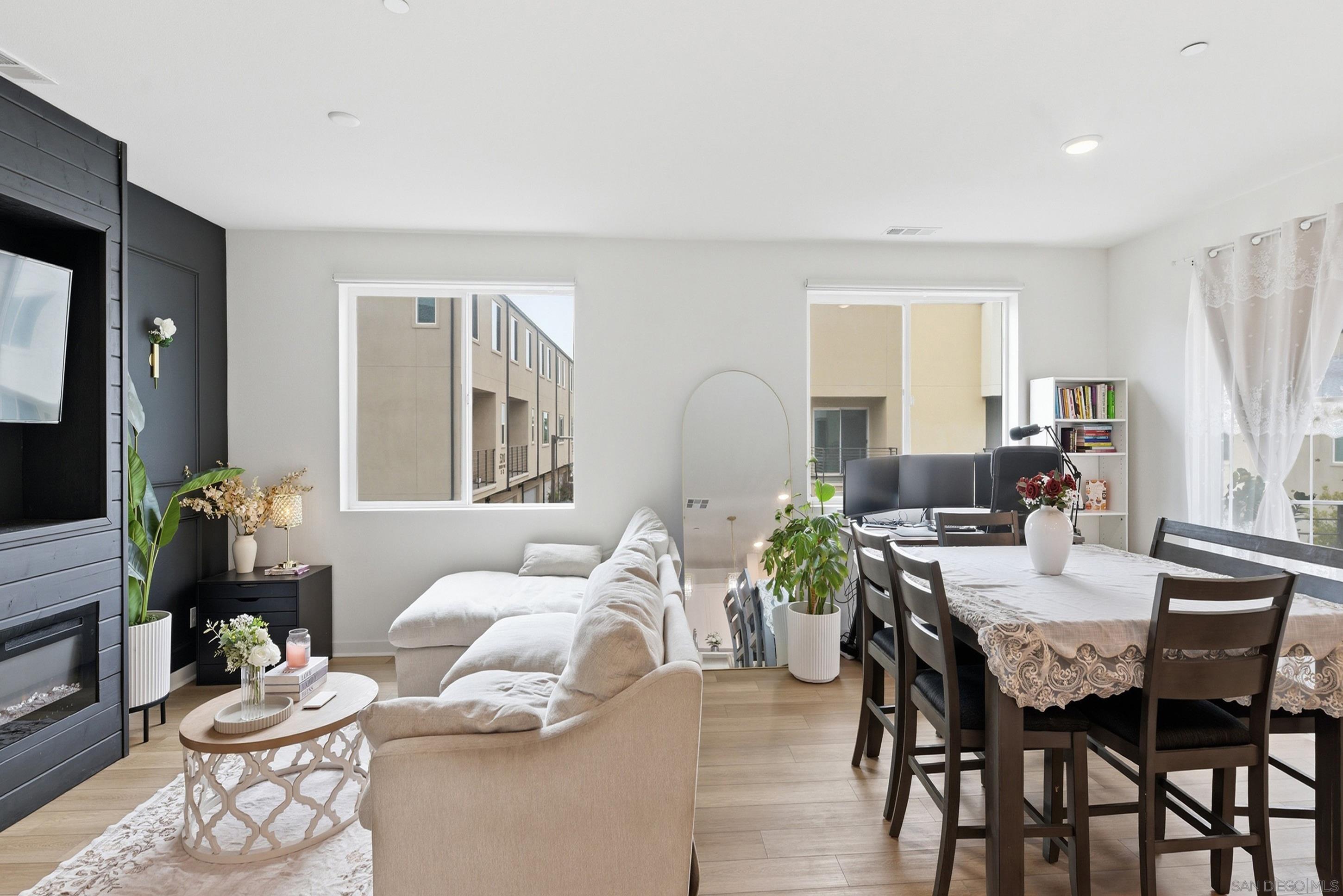 Detail Gallery Image 7 of 43 For 5212  Sunset Wave Dr.  #74,  San Diego,  CA 92154 - 2 Beds | 2/1 Baths