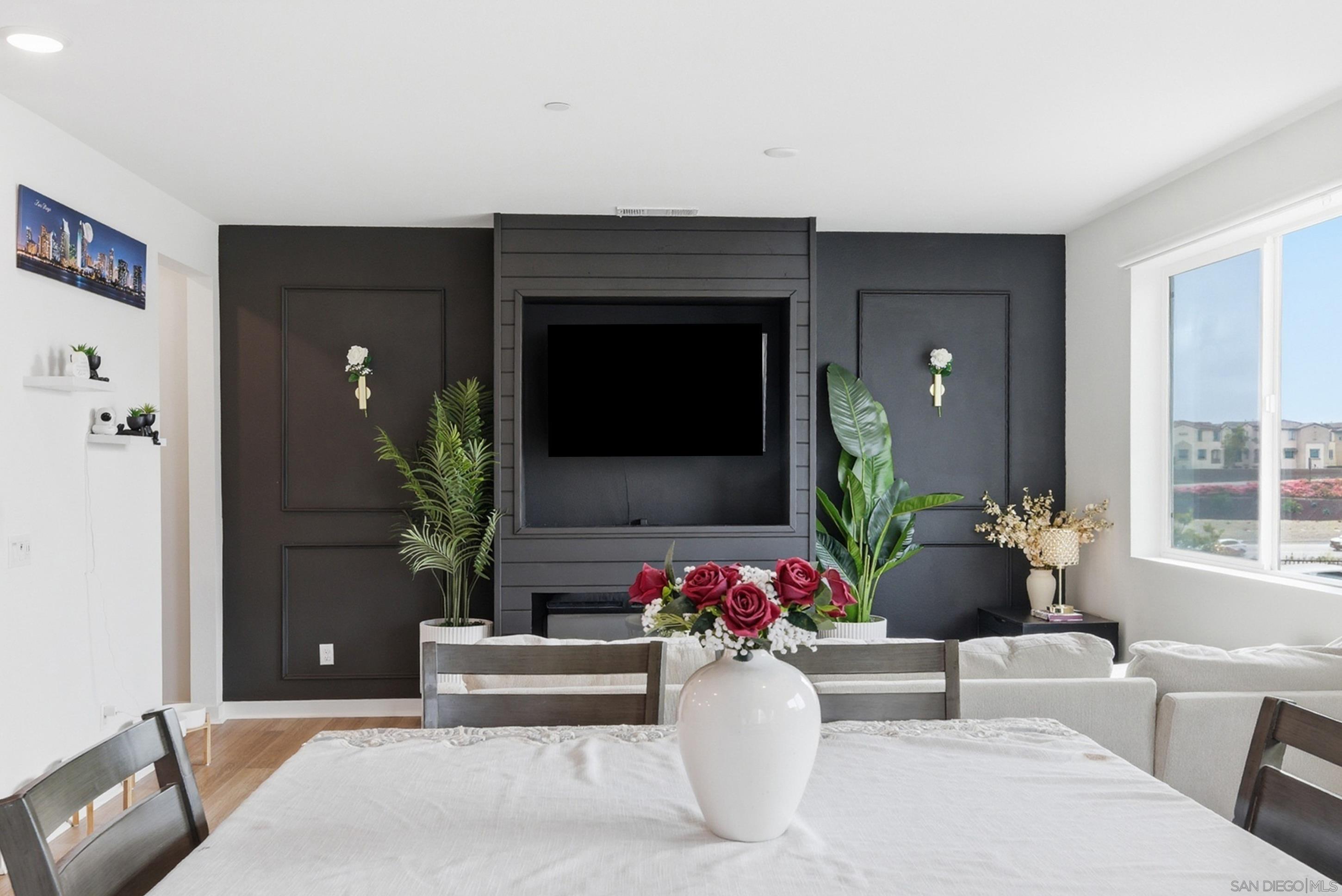 Detail Gallery Image 9 of 43 For 5212  Sunset Wave Dr.  #74,  San Diego,  CA 92154 - 2 Beds | 2/1 Baths