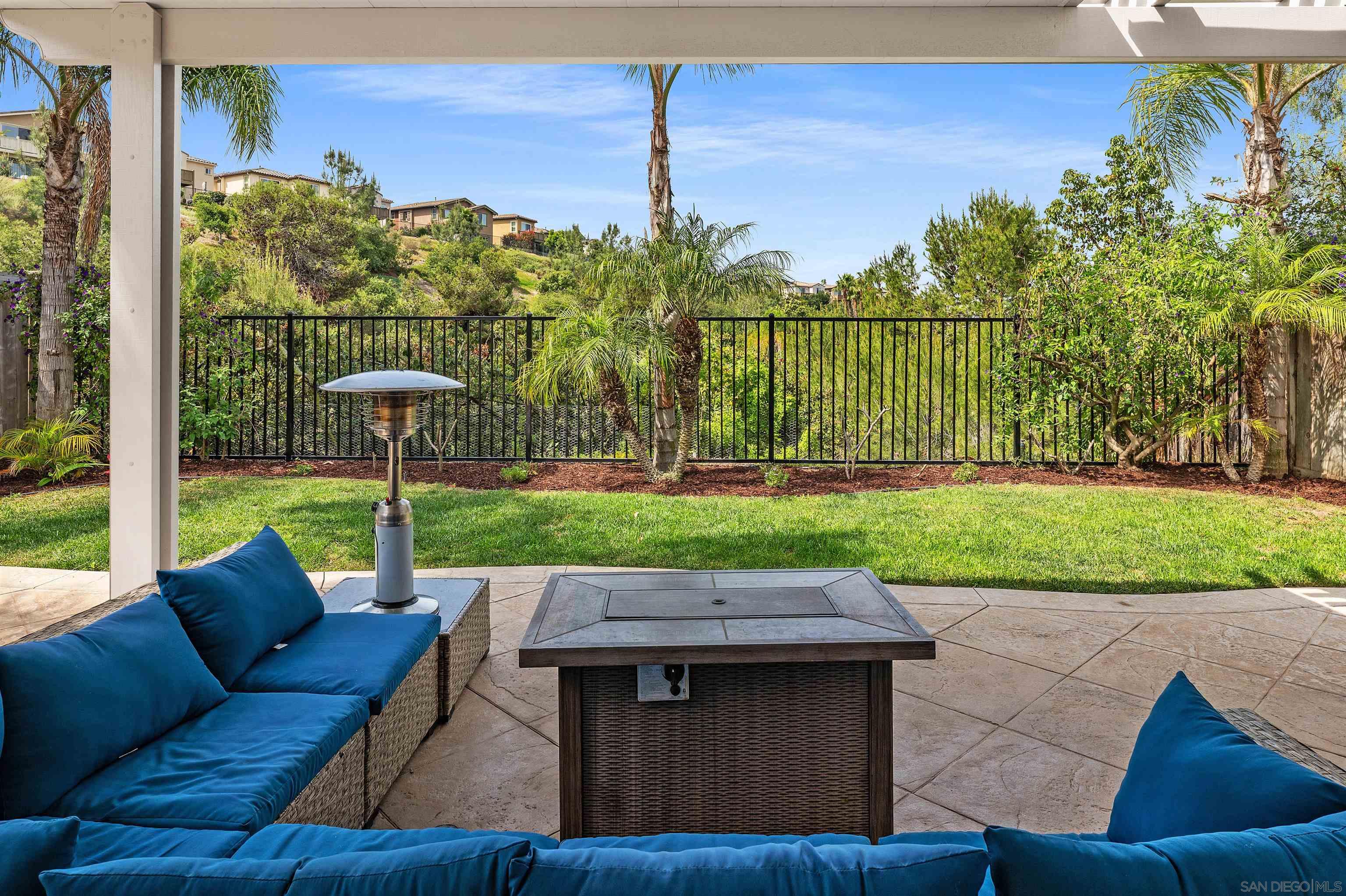 Detail Gallery Image 29 of 44 For 1571  Corte Daniel, Oceanside,  CA 92056 - 4 Beds | 2/1 Baths