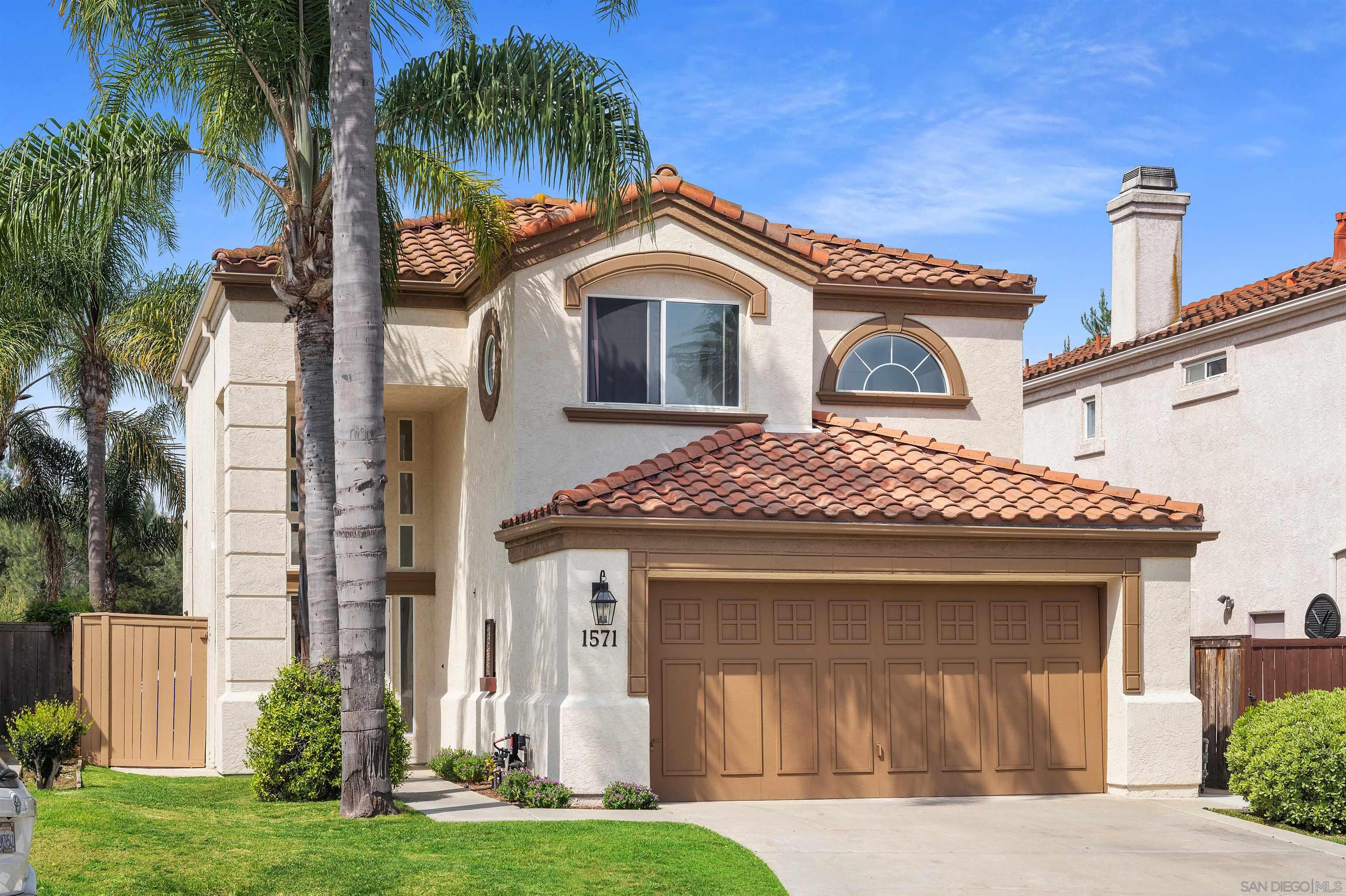 Detail Gallery Image 4 of 44 For 1571  Corte Daniel, Oceanside,  CA 92056 - 4 Beds | 2/1 Baths