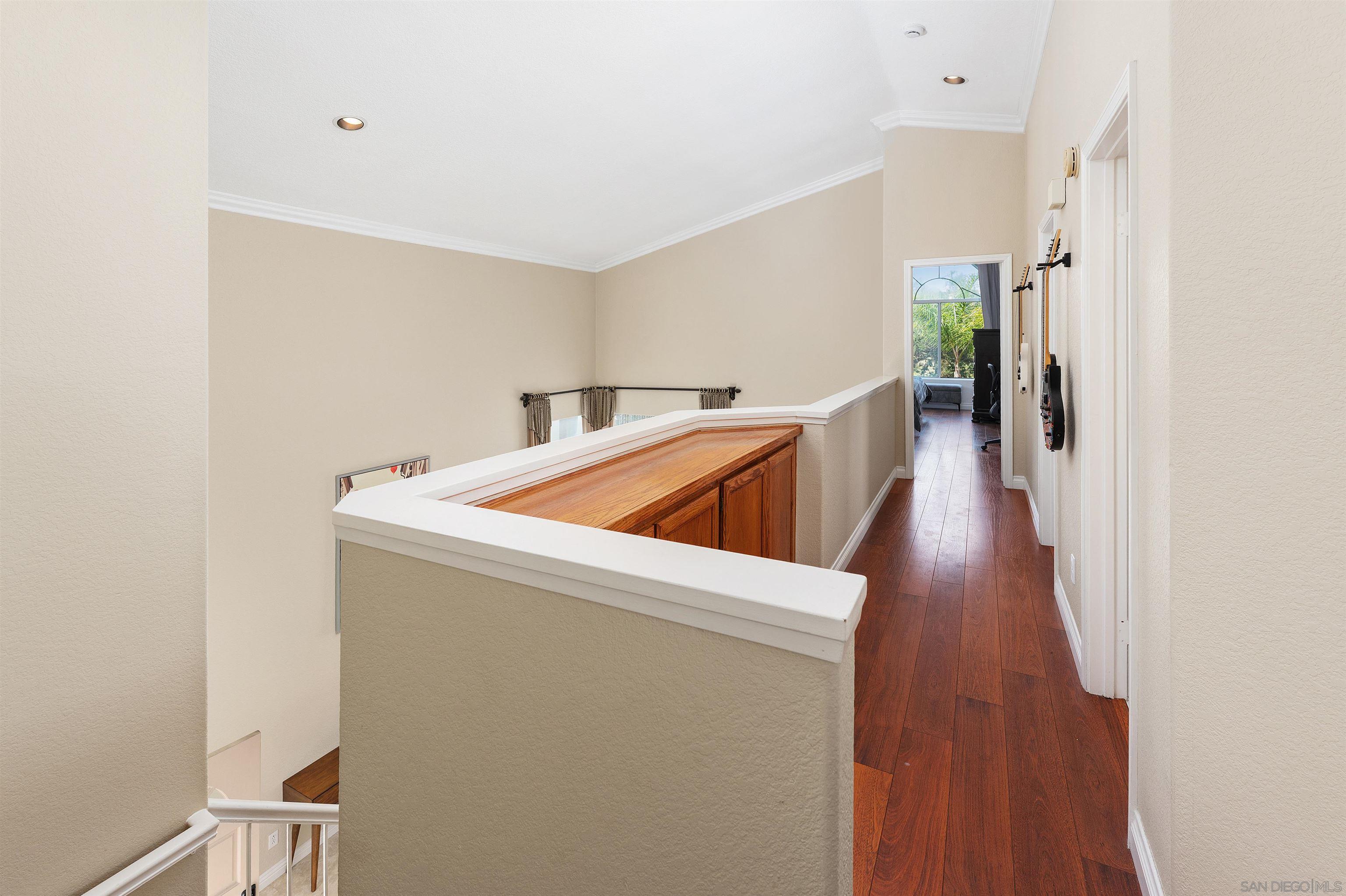 Detail Gallery Image 31 of 44 For 1571  Corte Daniel, Oceanside,  CA 92056 - 4 Beds | 2/1 Baths