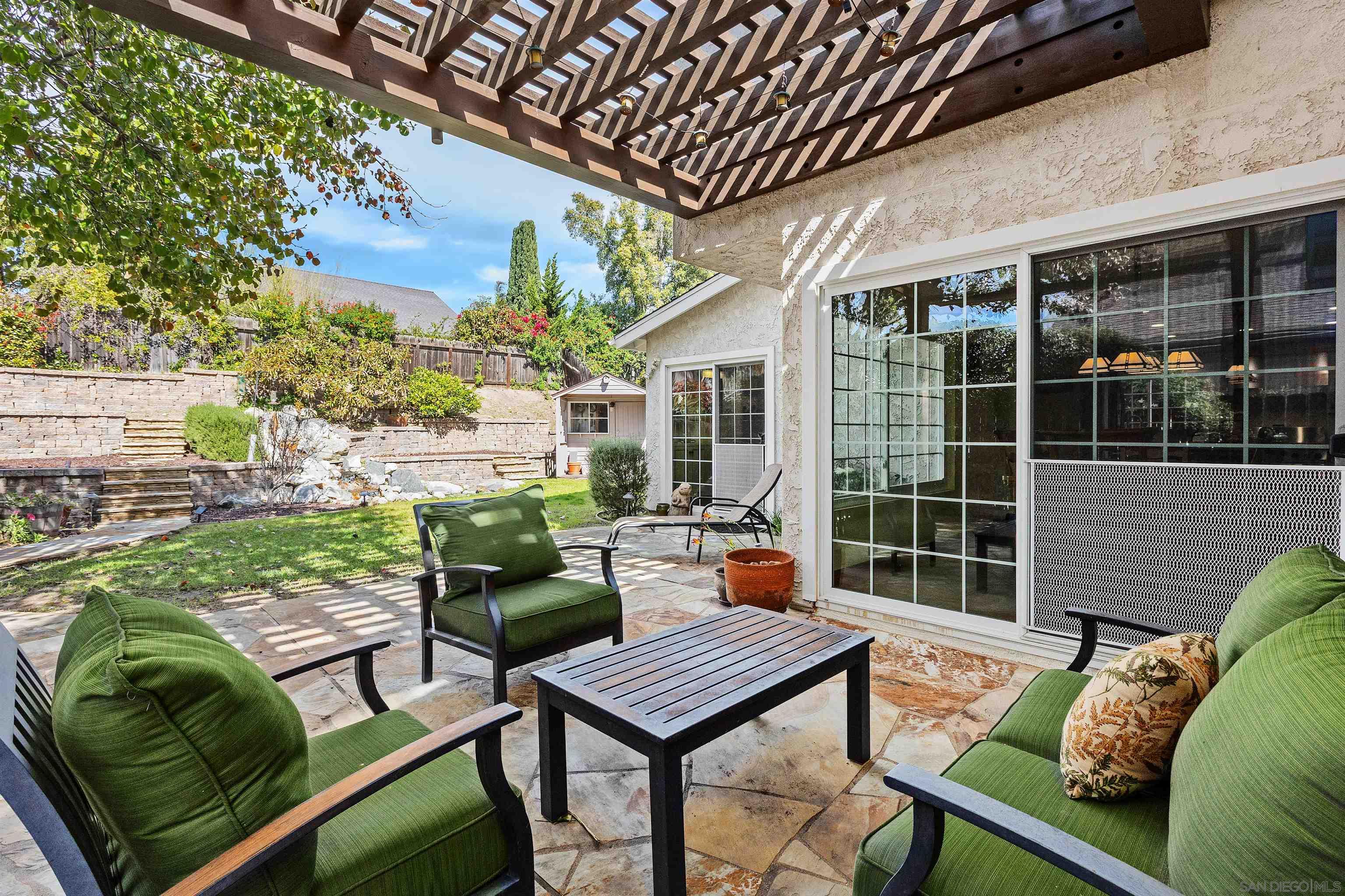 Detail Gallery Image 3 of 32 For 10470  Orozco, San Diego,  CA 92124 - 4 Beds | 2/1 Baths