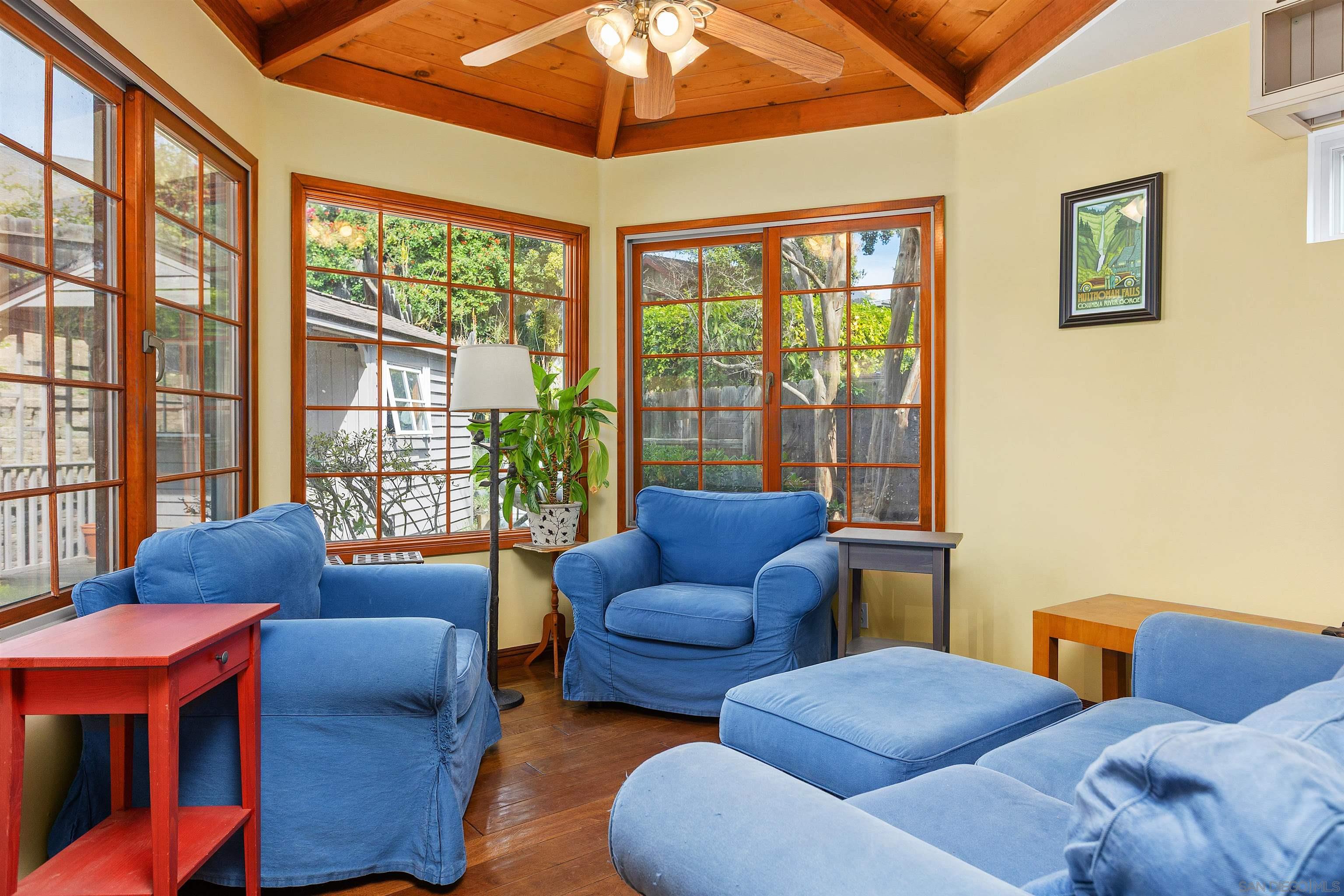 Detail Gallery Image 5 of 32 For 10470  Orozco, San Diego,  CA 92124 - 4 Beds | 2/1 Baths