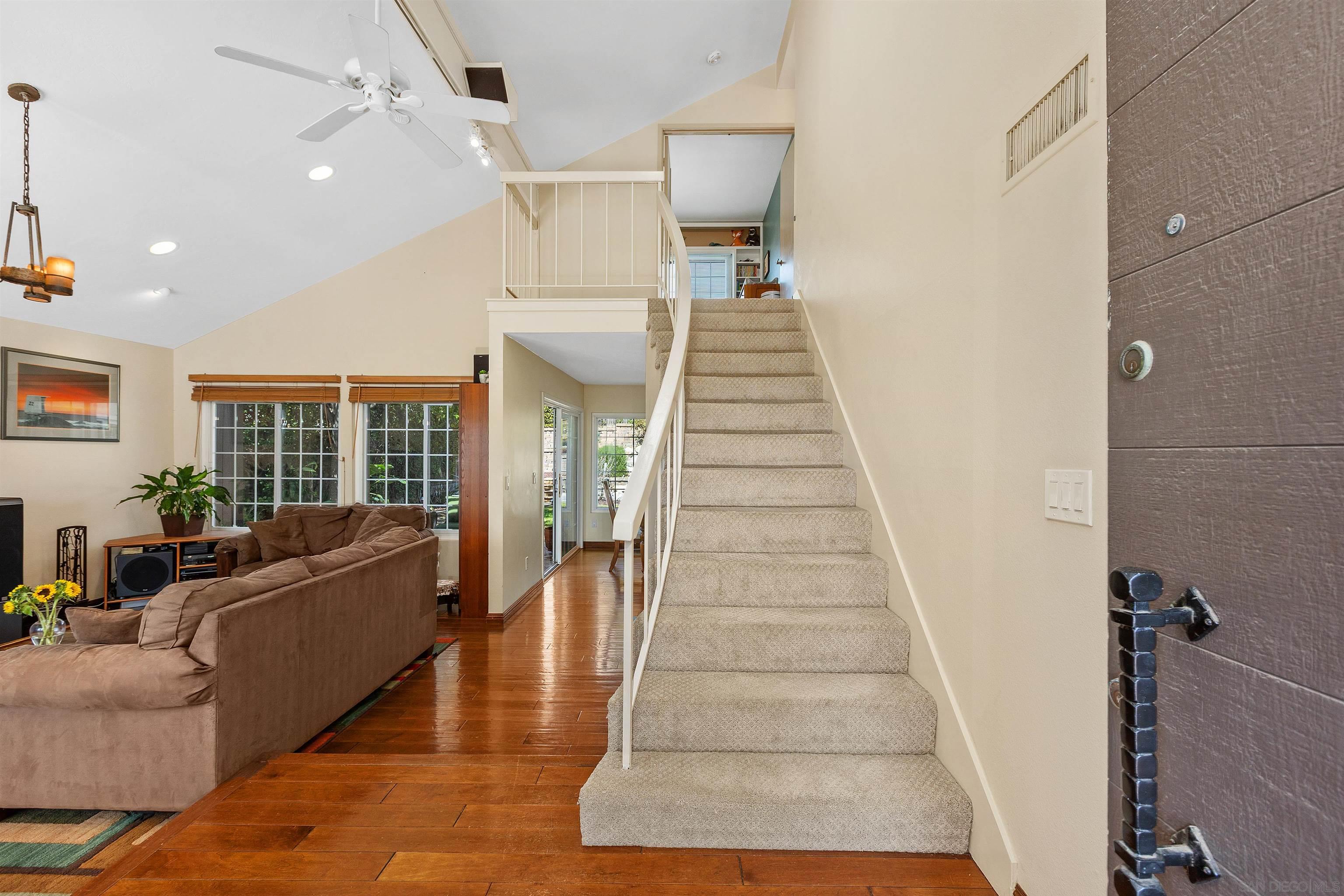 Detail Gallery Image 8 of 32 For 10470  Orozco, San Diego,  CA 92124 - 4 Beds | 2/1 Baths