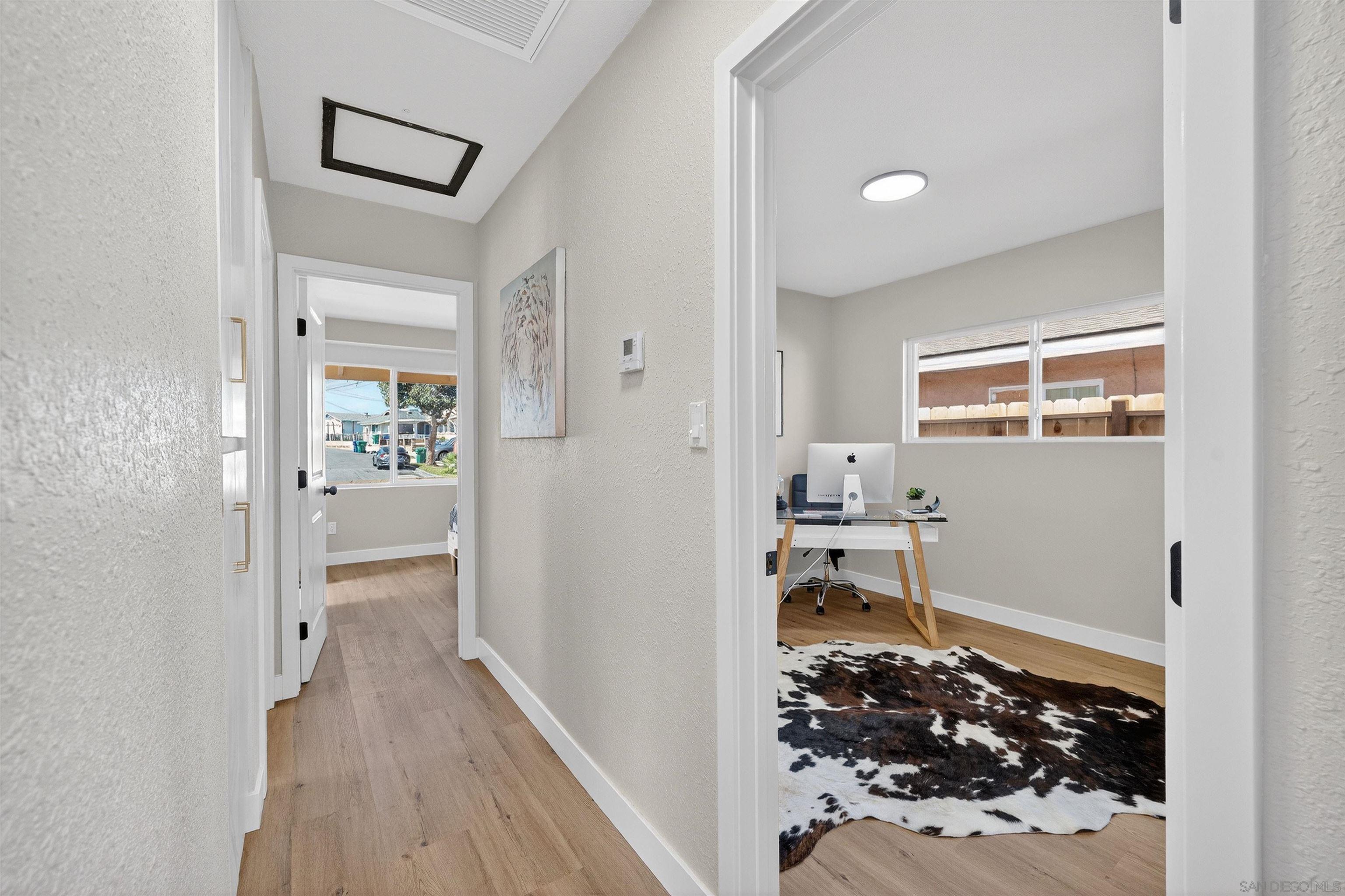 Detail Gallery Image 21 of 43 For 327  Sunswept Street, San Diego,  CA 92114 - 3 Beds | 2 Baths