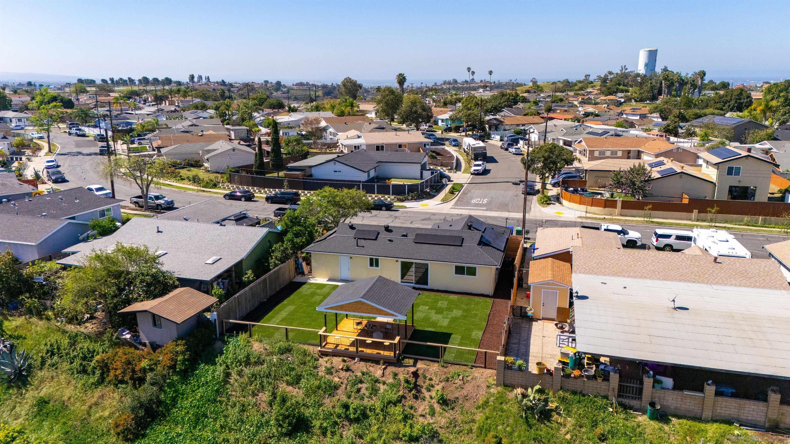 Detail Gallery Image 35 of 43 For 327  Sunswept Street, San Diego,  CA 92114 - 3 Beds | 2 Baths