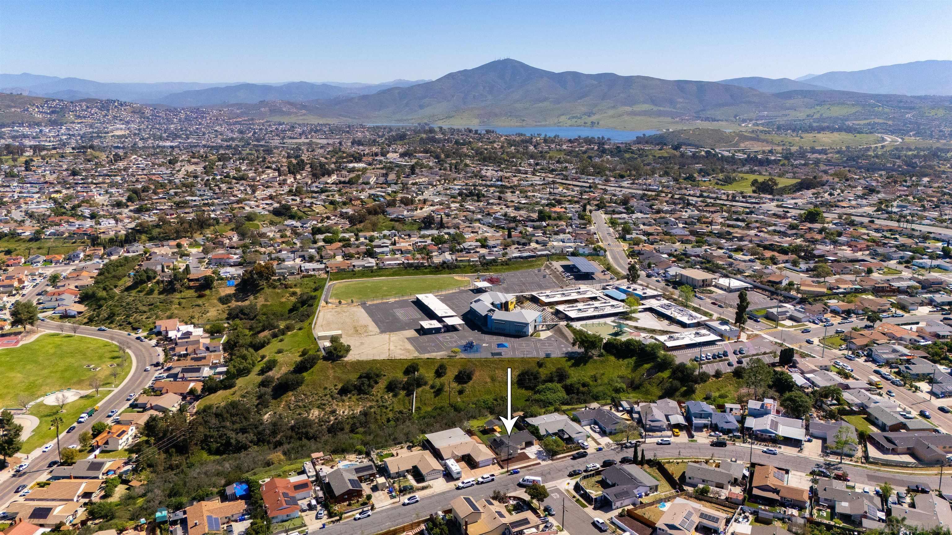 Detail Gallery Image 39 of 43 For 327  Sunswept Street, San Diego,  CA 92114 - 3 Beds | 2 Baths