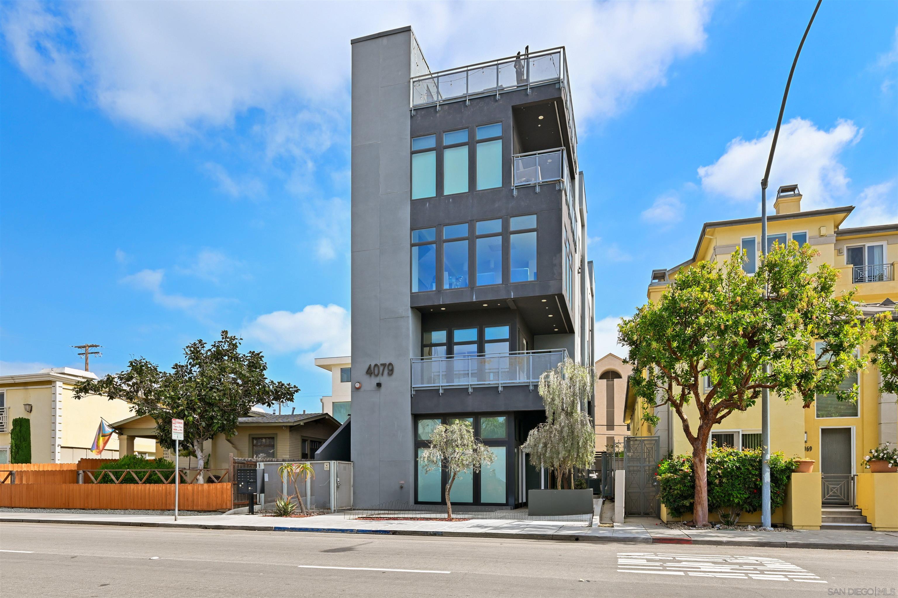 Detail Gallery Image 29 of 30 For 4079  1st Ave  #4,  San Diego,  CA 92103 - 3 Beds | 2/1 Baths