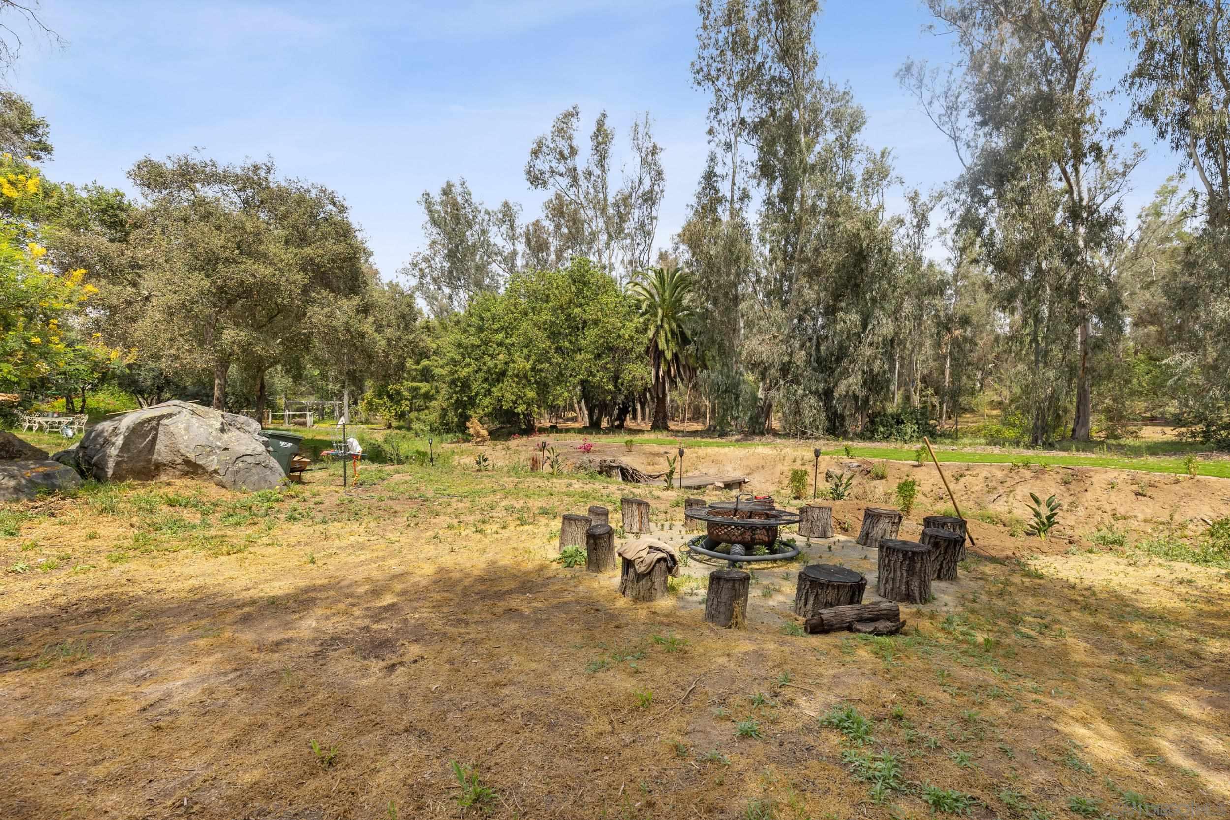 Detail Gallery Image 33 of 37 For 16257  Oak Creek Trl, Poway,  CA 92064 - 4 Beds | 2/1 Baths