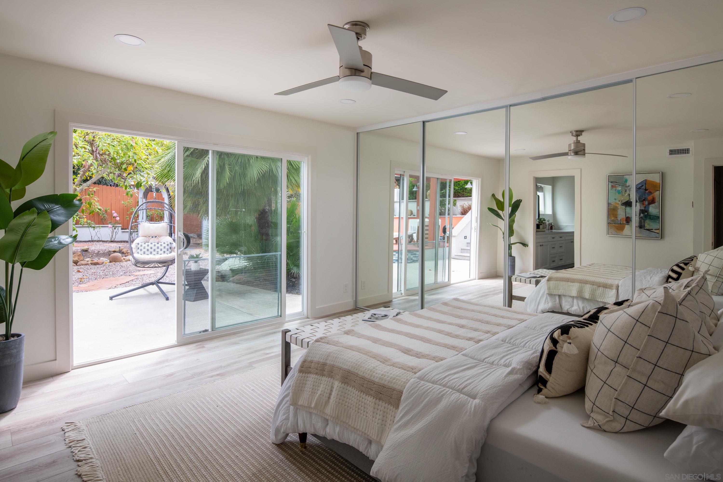 Detail Gallery Image 16 of 28 For 6739  Green Gables Ave, San Diego,  CA 92119 - 4 Beds | 3 Baths