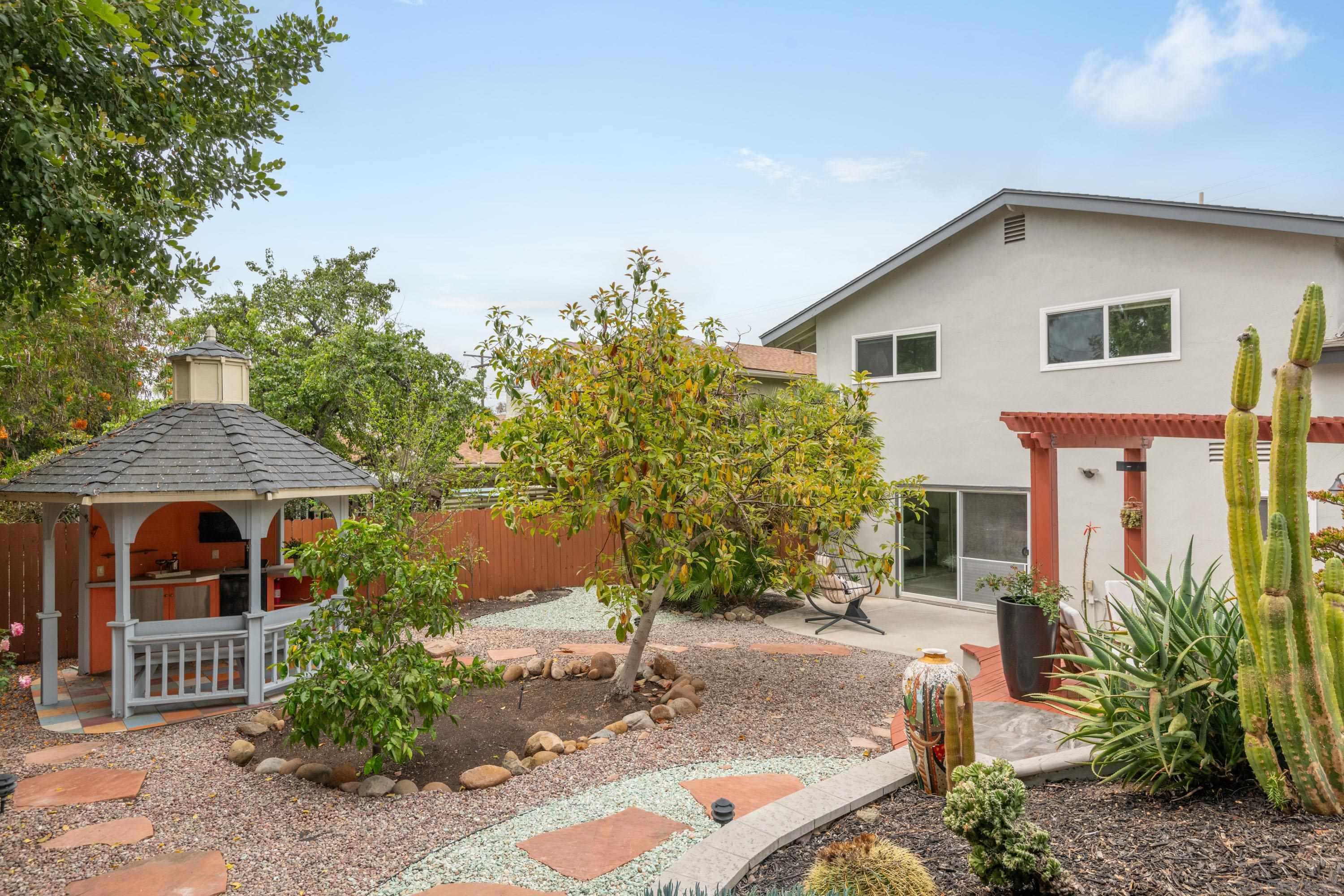 Detail Gallery Image 28 of 28 For 6739  Green Gables Ave, San Diego,  CA 92119 - 4 Beds | 3 Baths