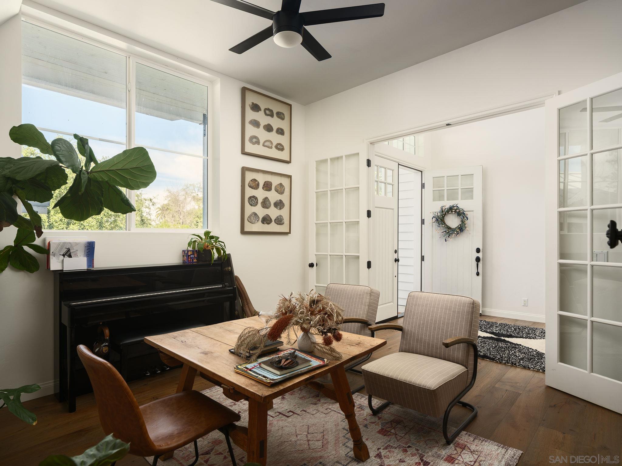 Detail Gallery Image 11 of 47 For 9777  Grosalia Avenue, La Mesa,  CA 91941 - 4 Beds | 3 Baths