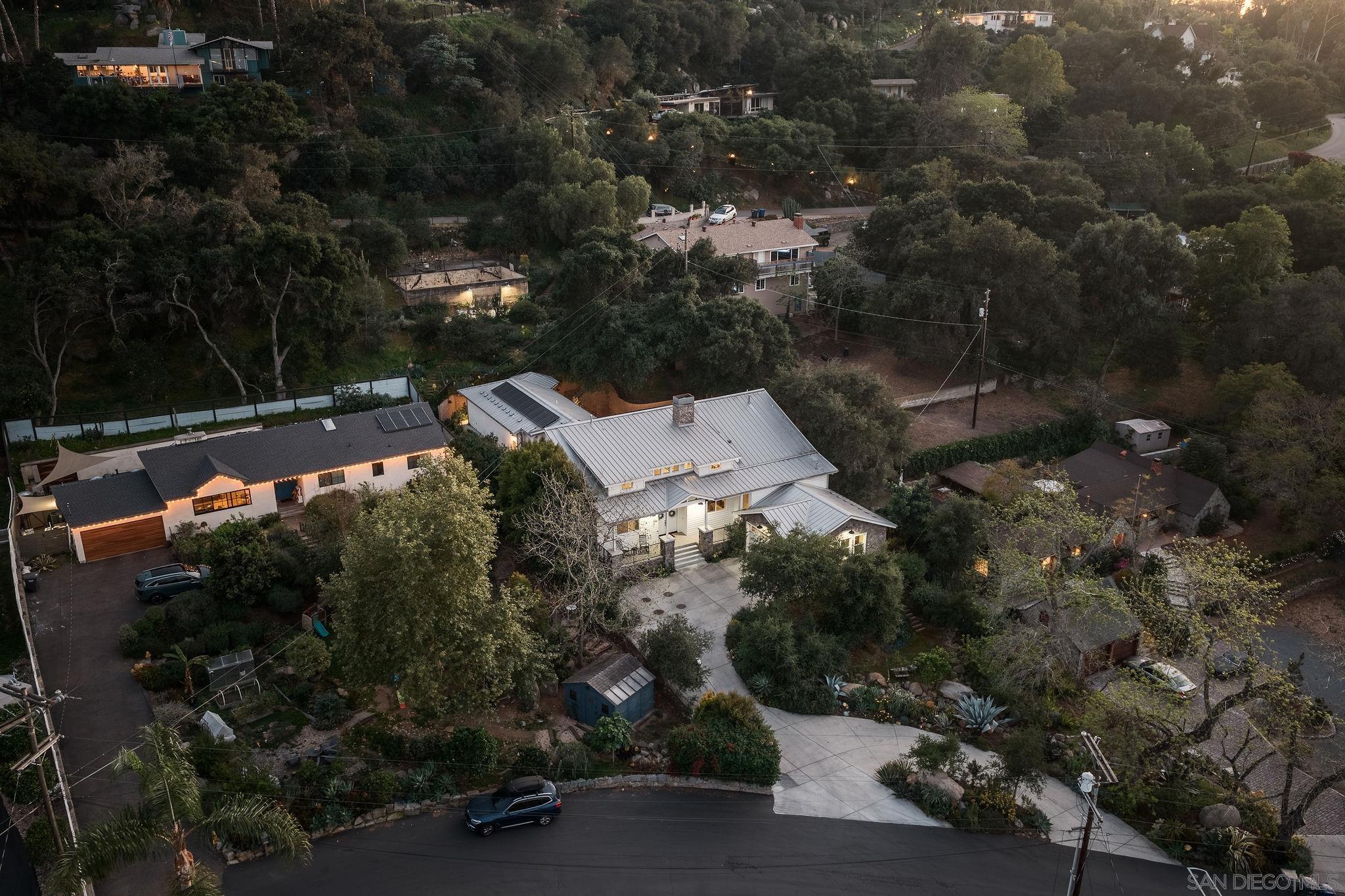 Detail Gallery Image 39 of 47 For 9777  Grosalia Avenue, La Mesa,  CA 91941 - 4 Beds | 3 Baths