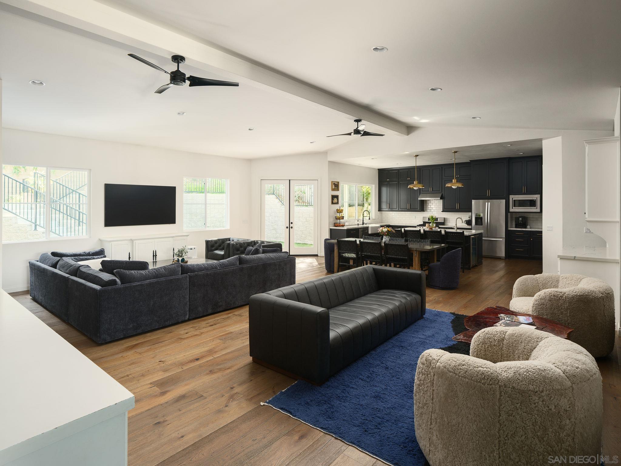 Detail Gallery Image 7 of 47 For 9777  Grosalia Avenue, La Mesa,  CA 91941 - 4 Beds | 3 Baths