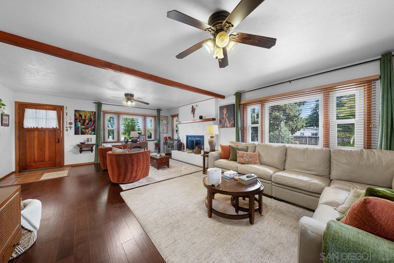 Front Image Thumbnail for SD260007676