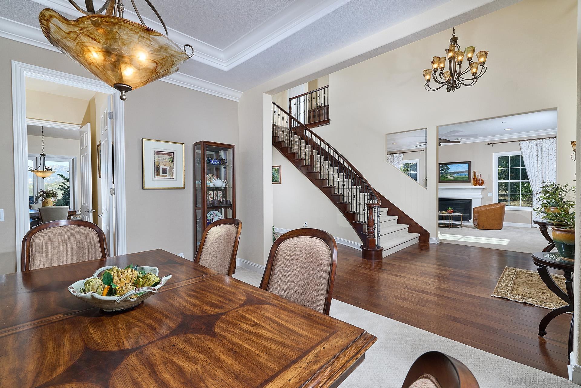 Detail Gallery Image 12 of 45 For 15792  via Santa Pradera, San Diego,  CA 92131 - 6 Beds | 5/1 Baths