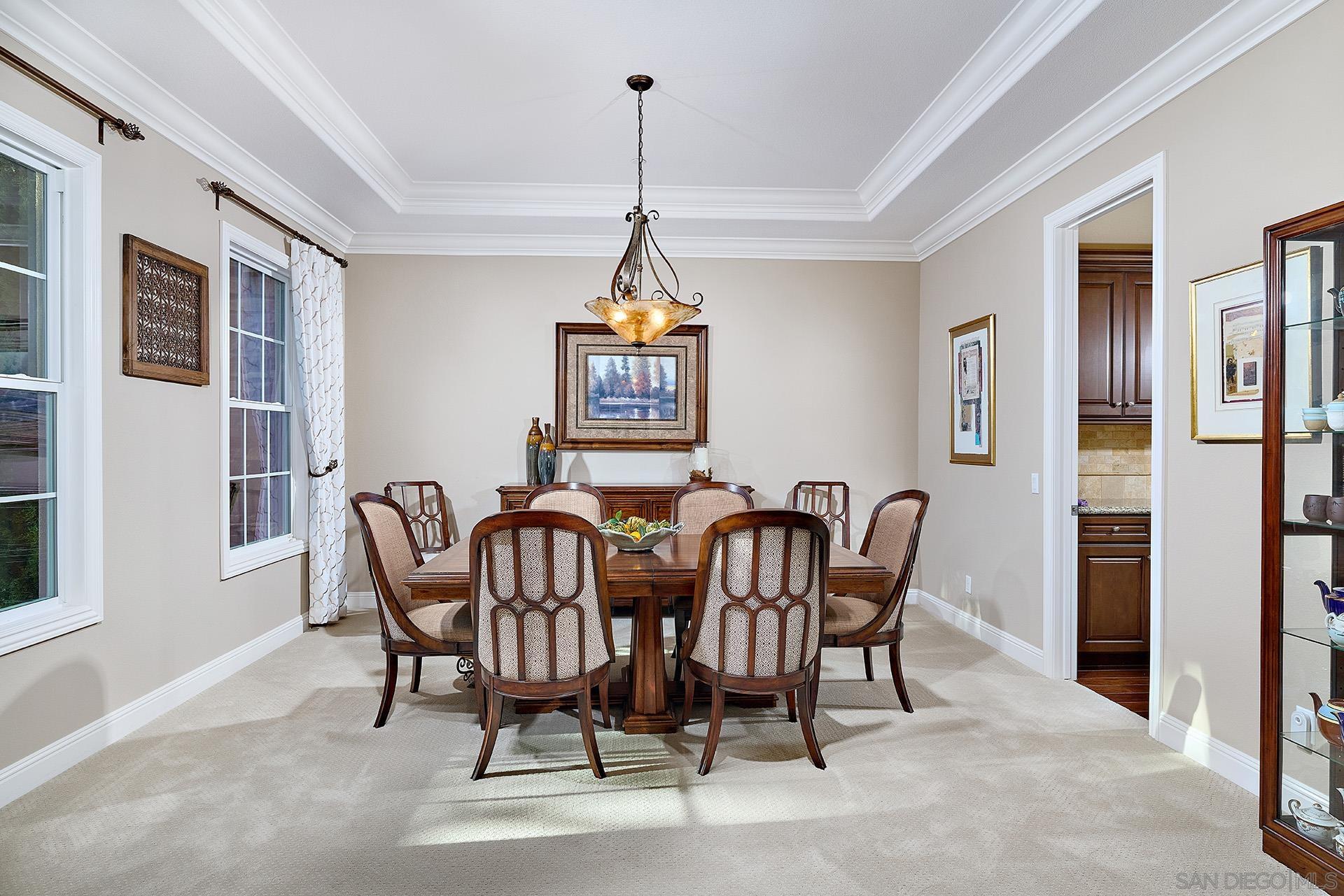 Detail Gallery Image 19 of 45 For 15792  via Santa Pradera, San Diego,  CA 92131 - 6 Beds | 5/1 Baths