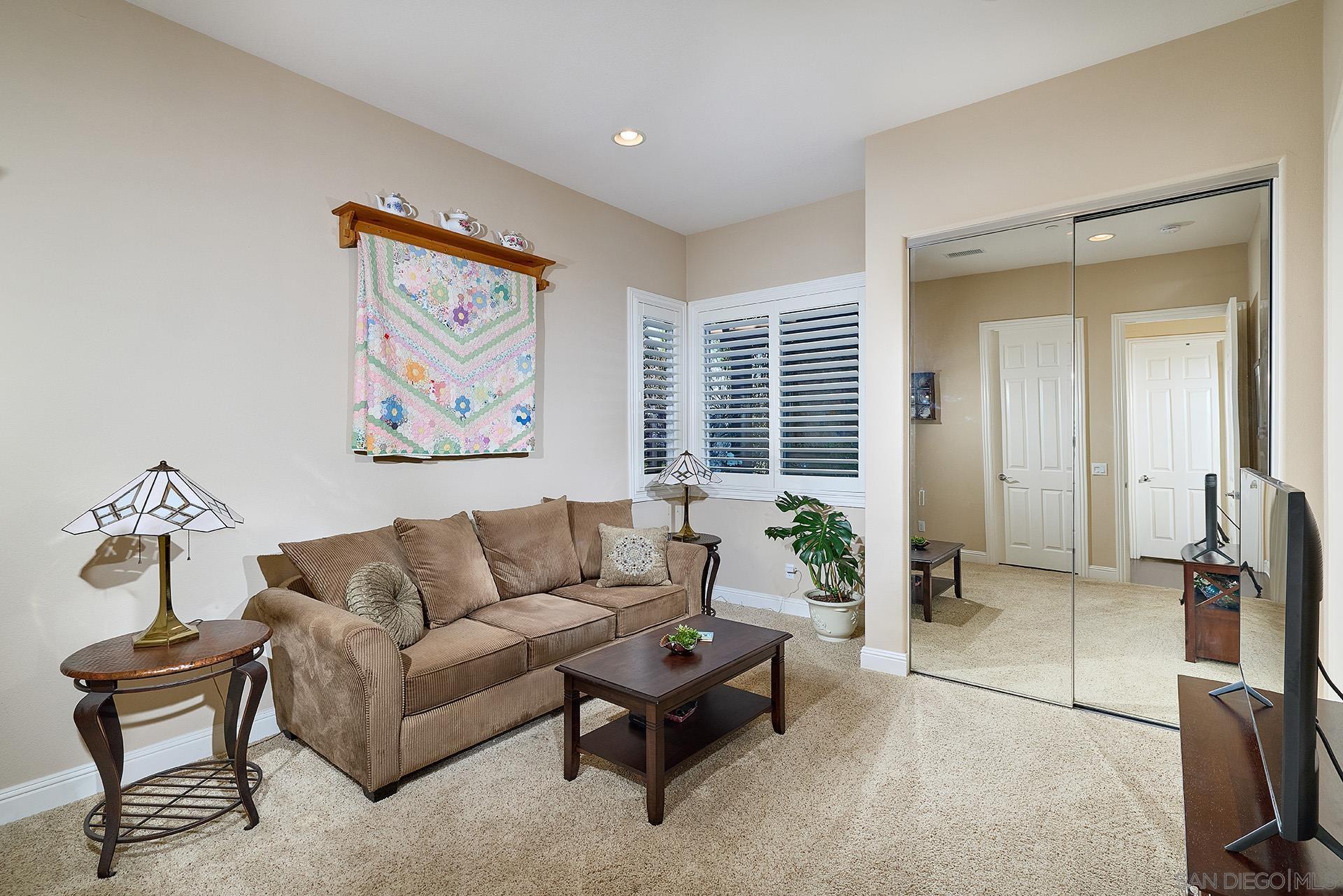 Detail Gallery Image 25 of 45 For 15792  via Santa Pradera, San Diego,  CA 92131 - 6 Beds | 5/1 Baths